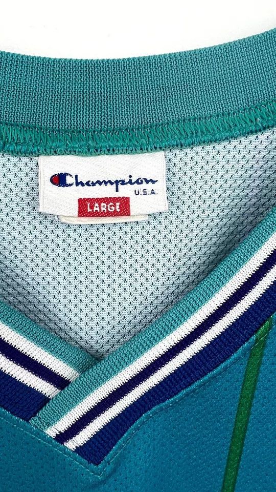 Champion Authentic Vintage Alonzo Mourning Charlotte Hornets Champion Size US L / EU 52-54 / 3 - 3 Thumbnail