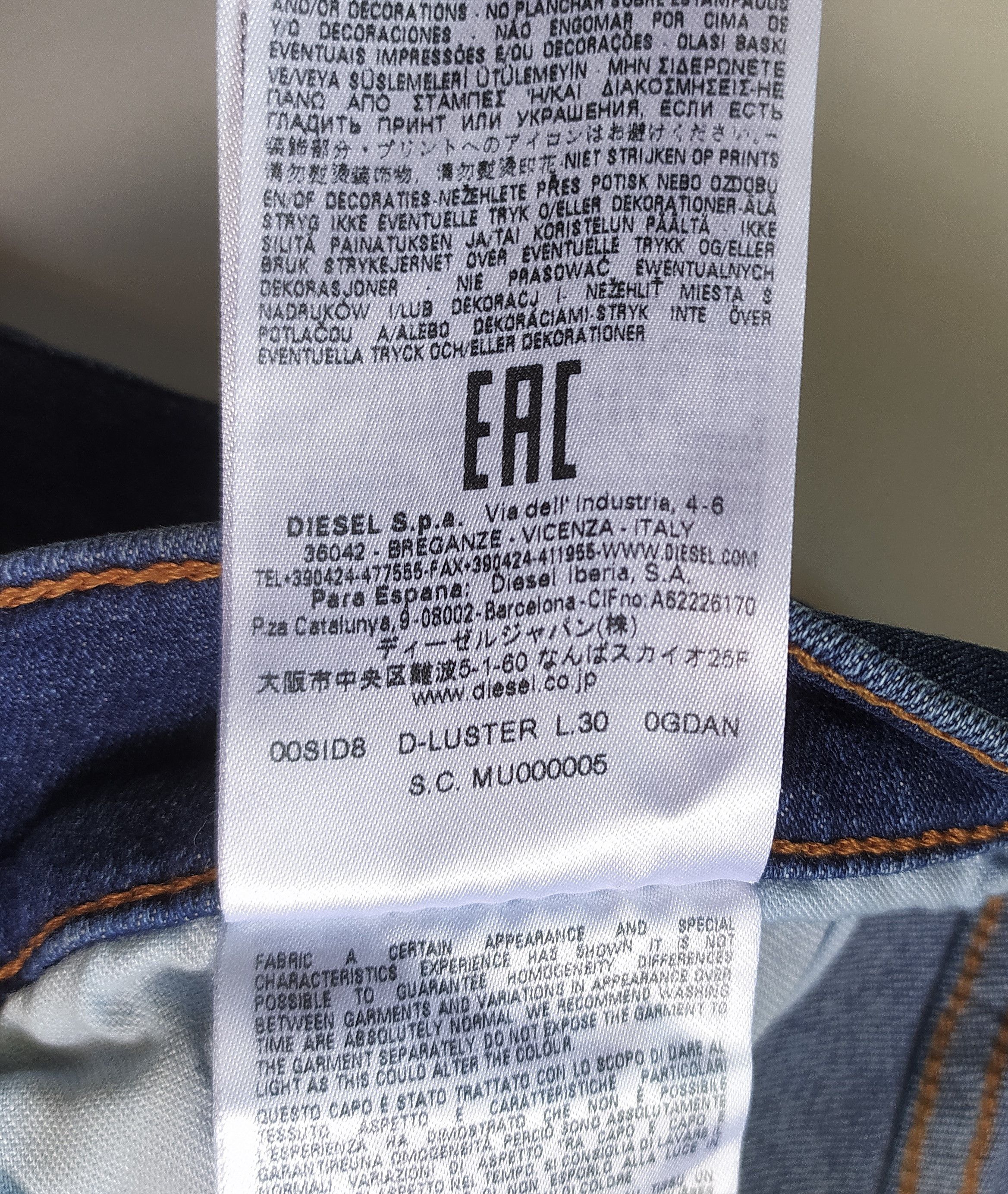 Diesel Diesel D-LUSTER-OGDAN Men's Jeans Free Shipping T/ 9835 Size US 30 / EU 46 - 5 Thumbnail