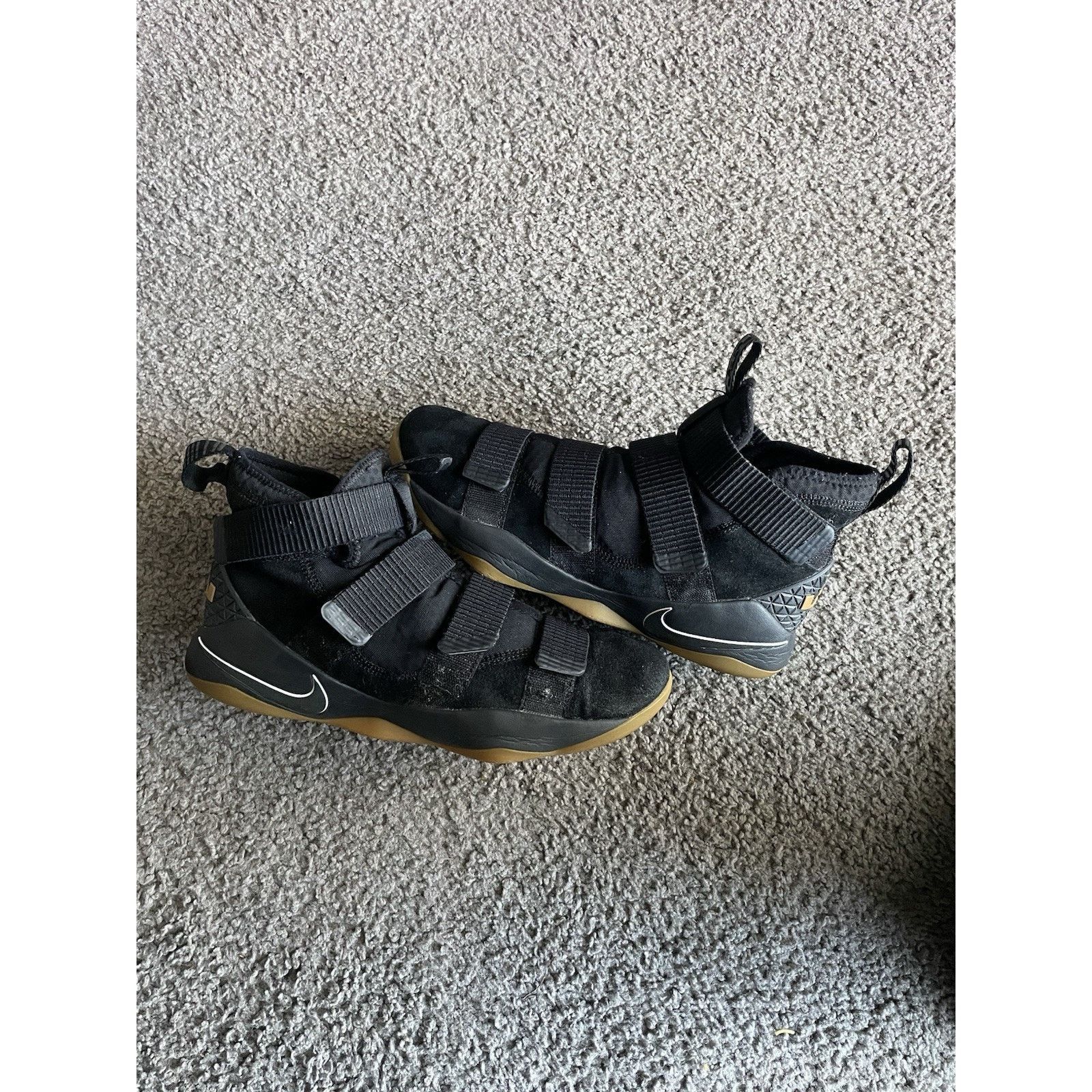 Nike Size 9.5- Nike LeBron Soldier 11 'Black Gum' Sneaker Men's Size US 9.5 / EU 42-43 - 2 Thumbnail