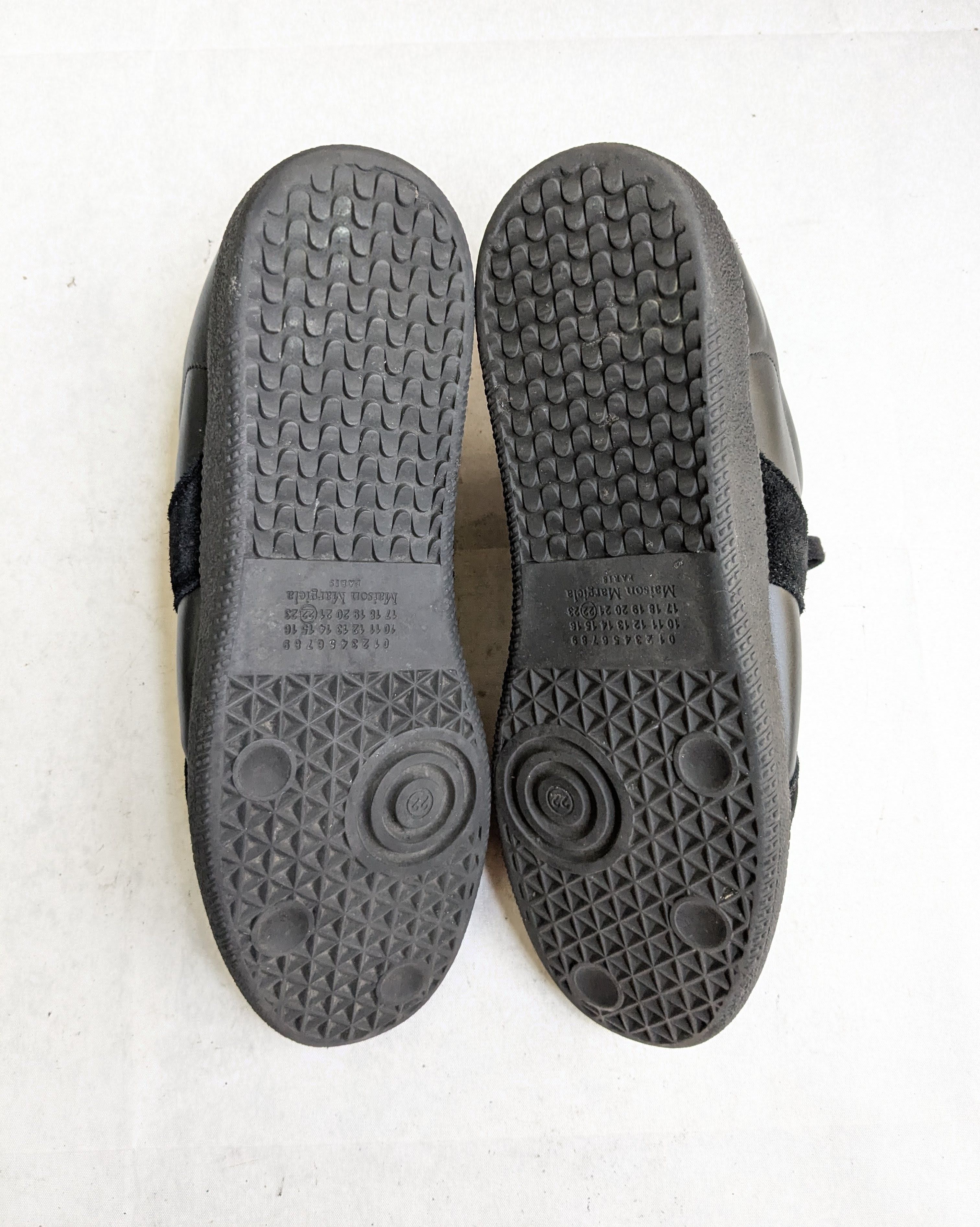 Maison Margiela Maison Margiela GAT Replica Black 12 45 Low Tops Size US 12 / EU 45 - 15 Thumbnail