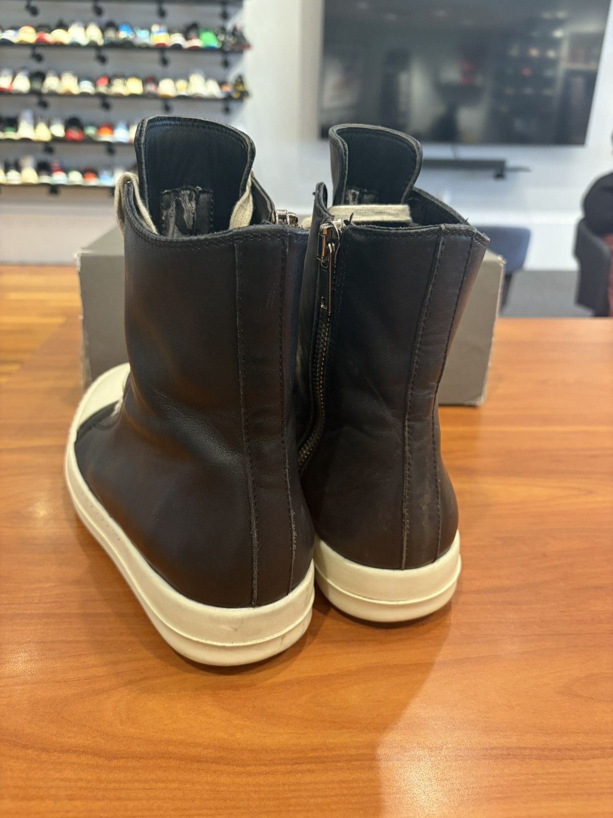 Rick Owens Rick Owens High "Black Milk" Size US 9 / EU 42 - 5 Thumbnail