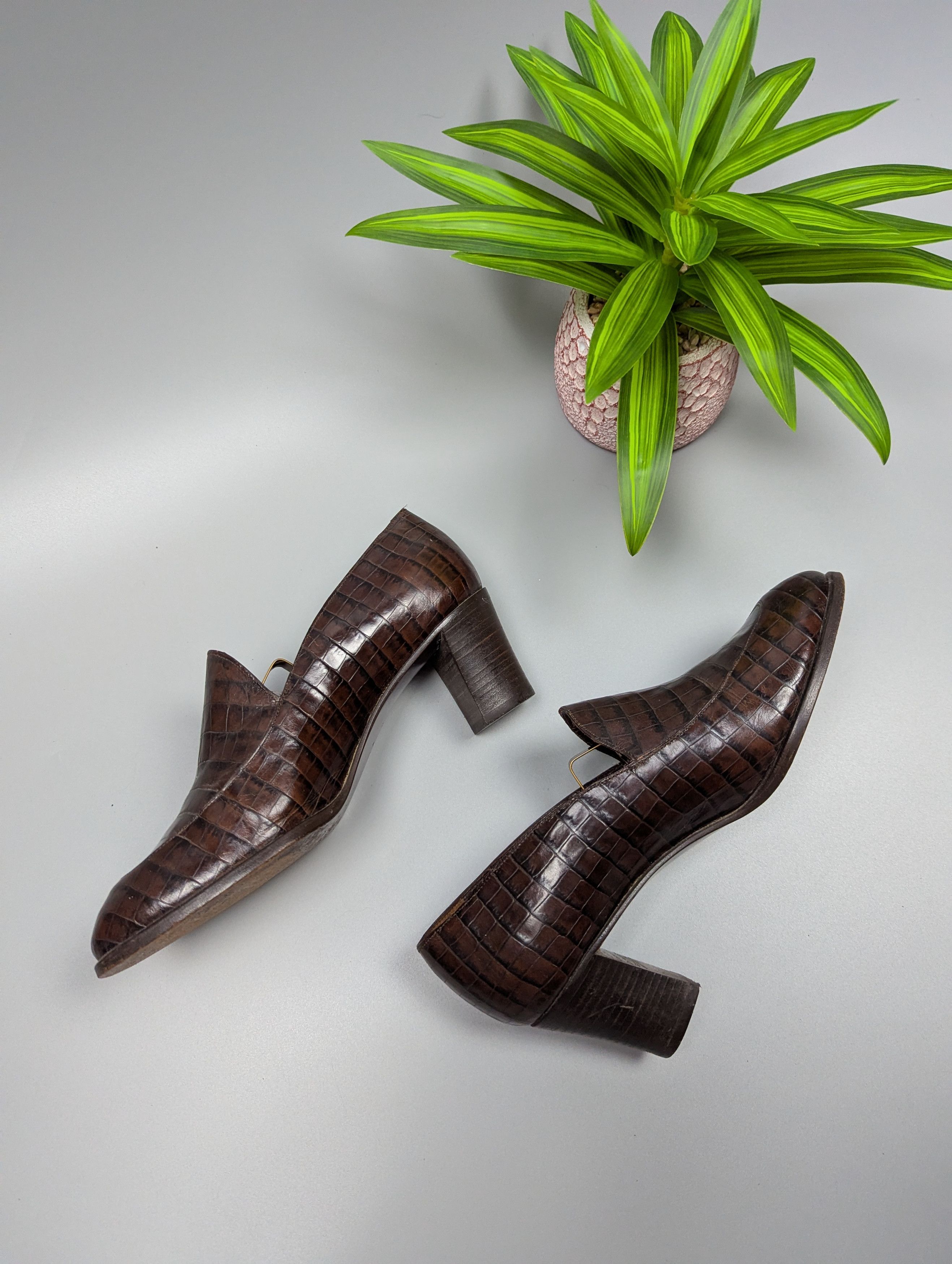 Giorgio Armani Giorgio Armani 80s Womens Leather Loafers Heels 38.5 US7.5/8 Size US 8.5 / IT 38.5 - 5 Thumbnail