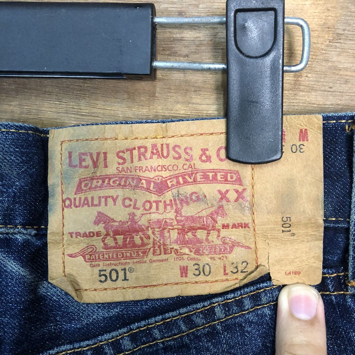 Levi's 501 Levis Strauss & Co faded Blue Denim Pants #7318 Size US 29 - 18 Thumbnail