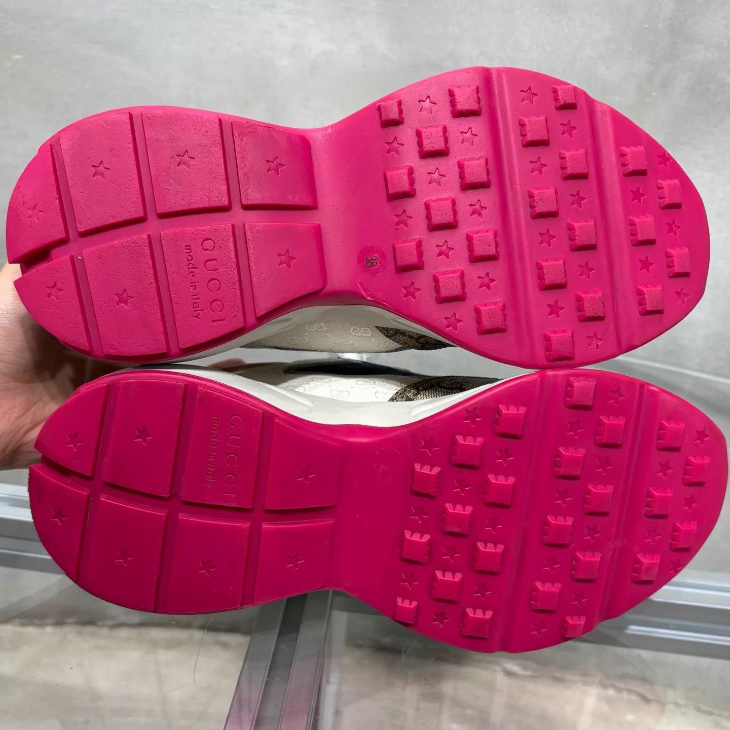 Gucci Gucci Pink GG Supreme Dad Shoe 38 YH25937 Size US 7.5 / IT 37.5 - 7 Thumbnail