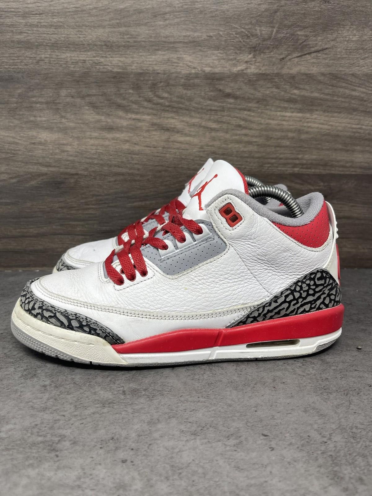 Nike Air Jordan 3 Fire Red Kids Size 6Y GS Nike Red White 2022 Size US 6 / EU 39 - 1 Thumbnail