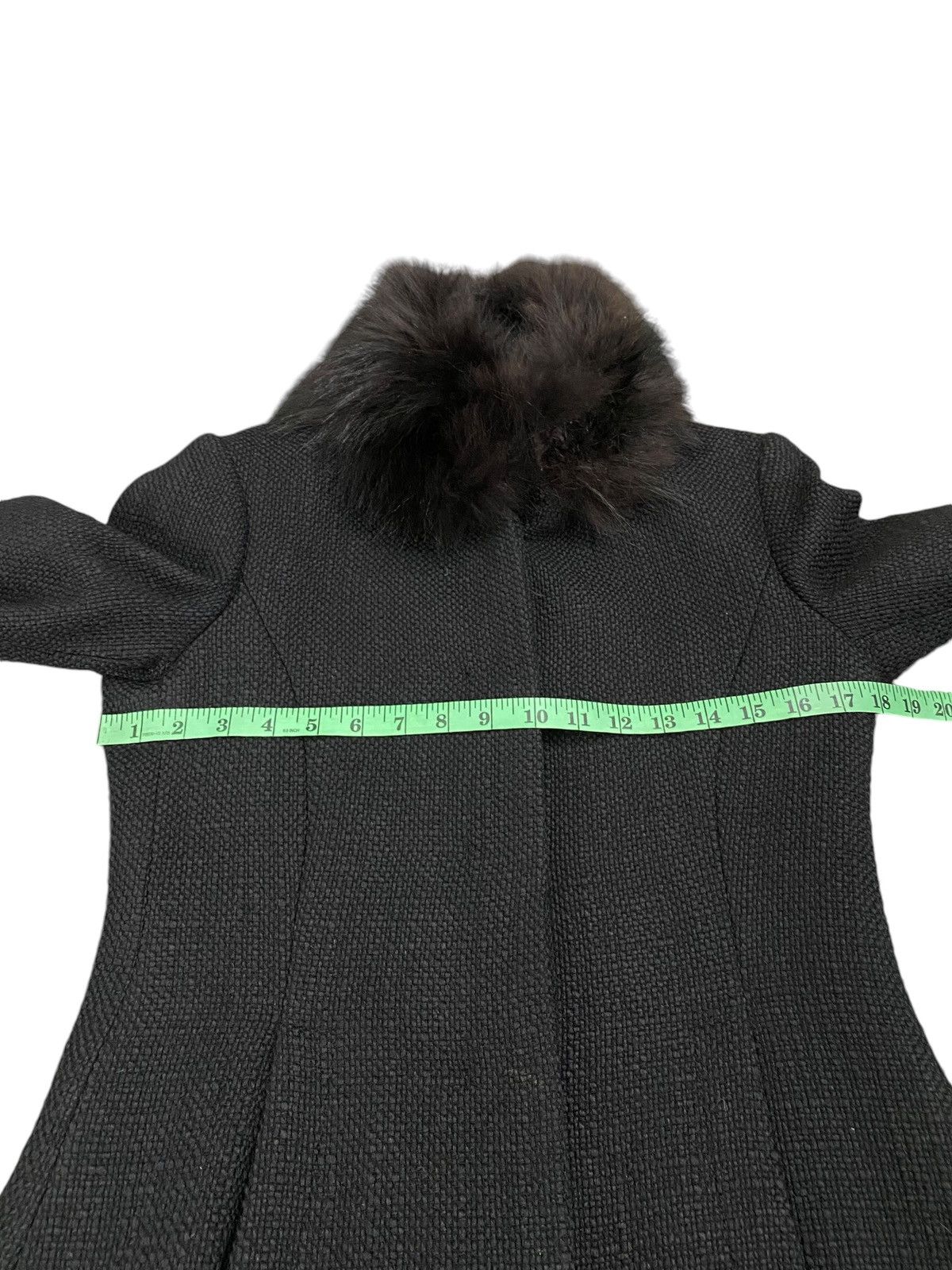 Versace × Versus Versace Vintage Versus Versace Fur Collar Long Button Jacket Size S / US 4 / IT 40 - 15 Thumbnail