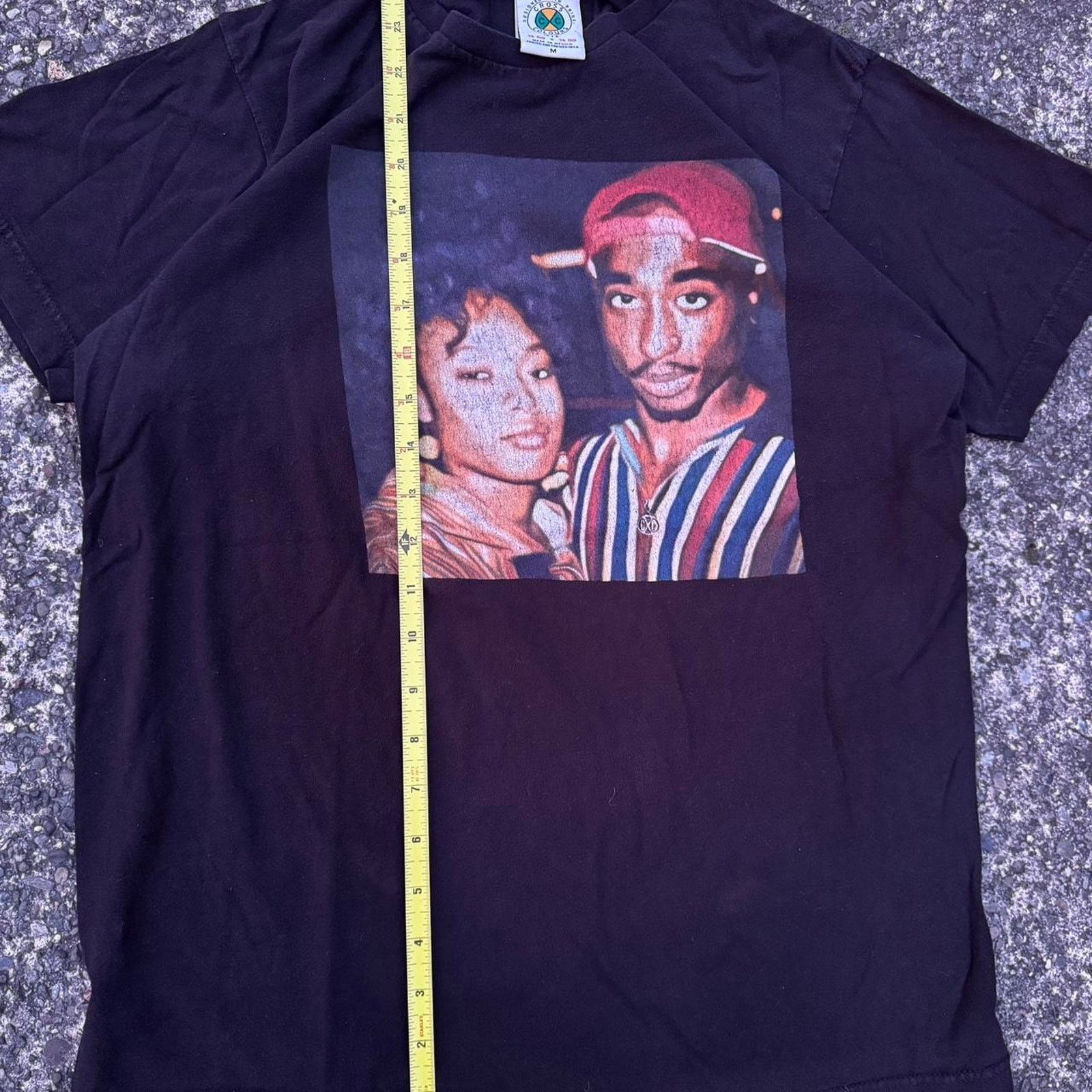 Cross Colours Vintage Cross Colours Tupac & Da Brat T-Shirt – Size Medium Size US M / EU 48-50 / 2 - 5 Thumbnail