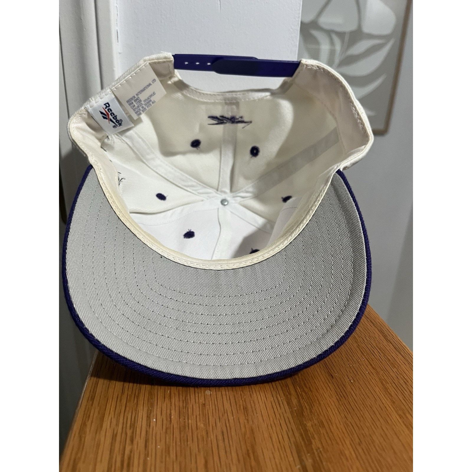 Reebok Vtg Reebok Northwestern Wildcats Hat Big Ten NCAA SnapBack Size ONE SIZE - 6 Thumbnail