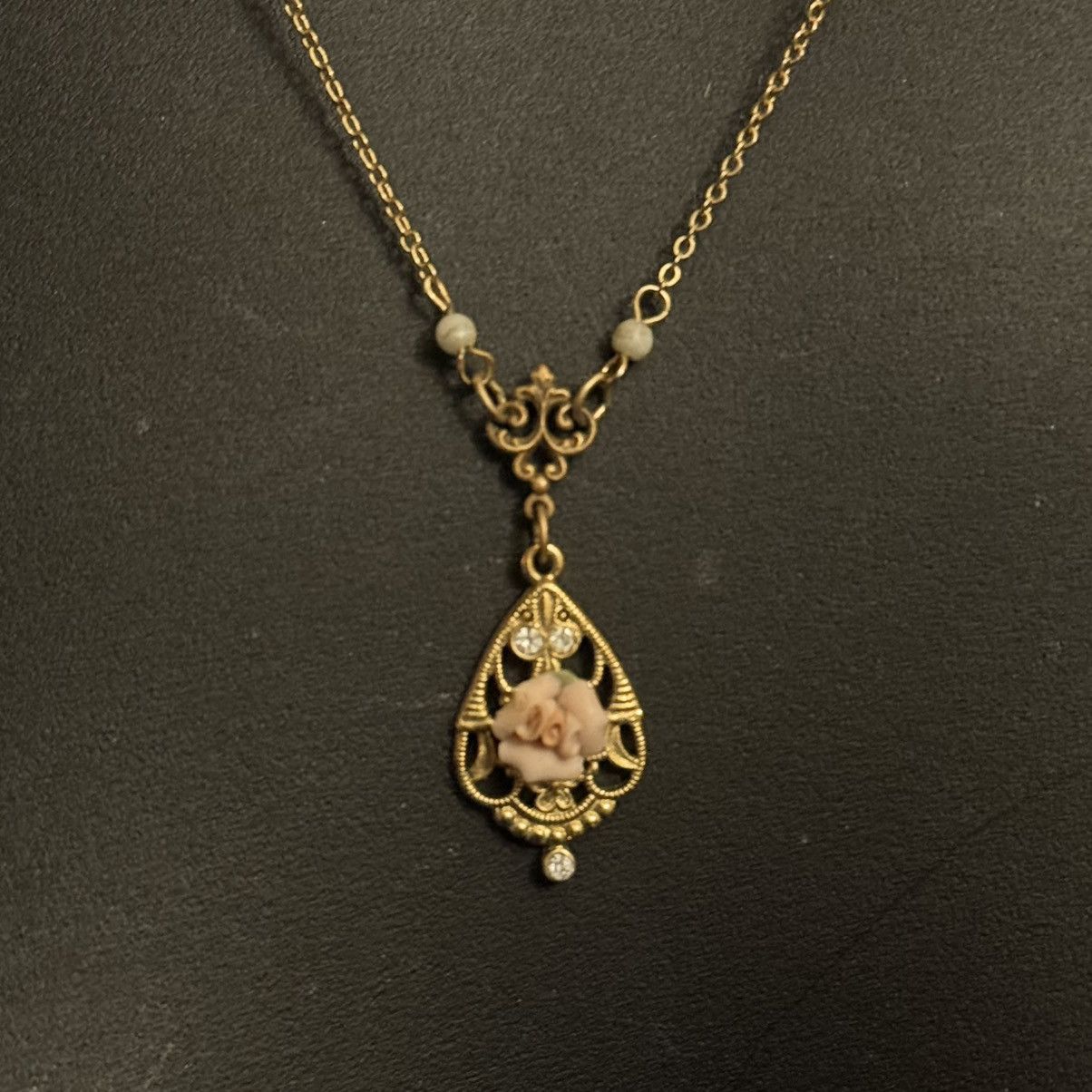 Other 1928 crystal and pink porcelain rose station pearl necklace Size ONE SIZE - 7 Thumbnail