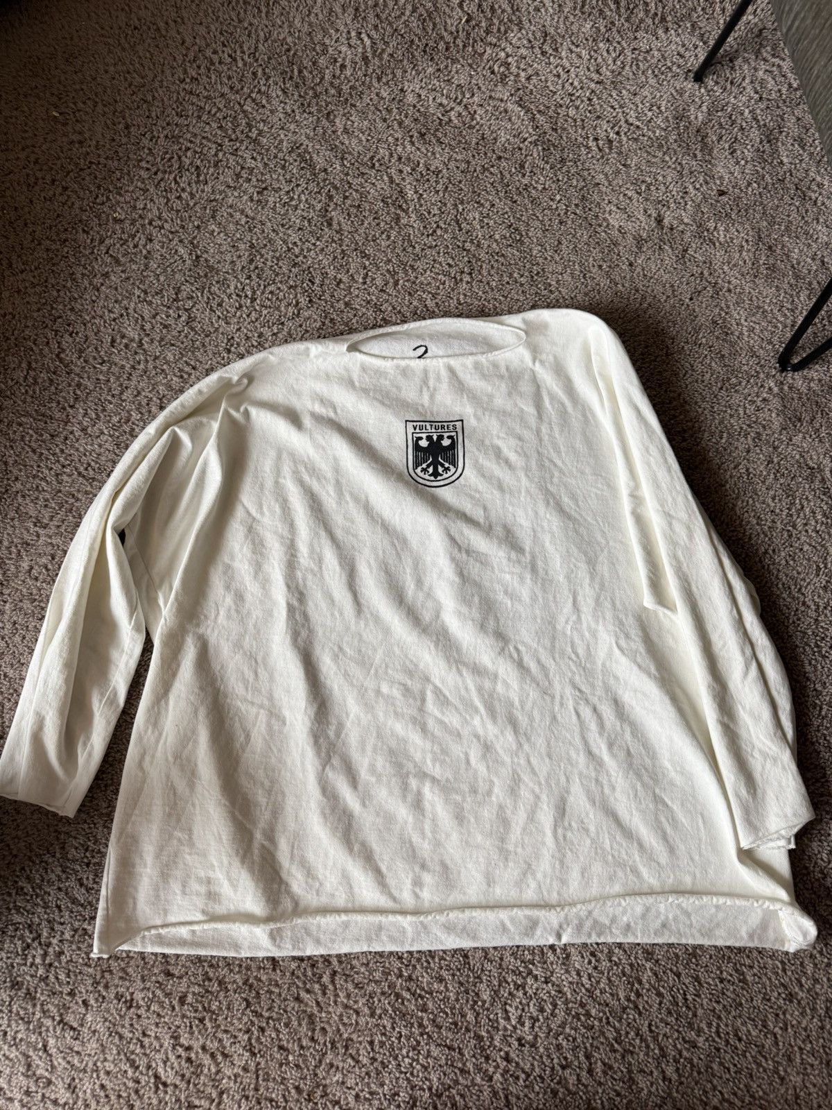 Yeezy yeezy vultures long sleeve top yzy Size US L / EU 52-54 / 3 - 2 Thumbnail