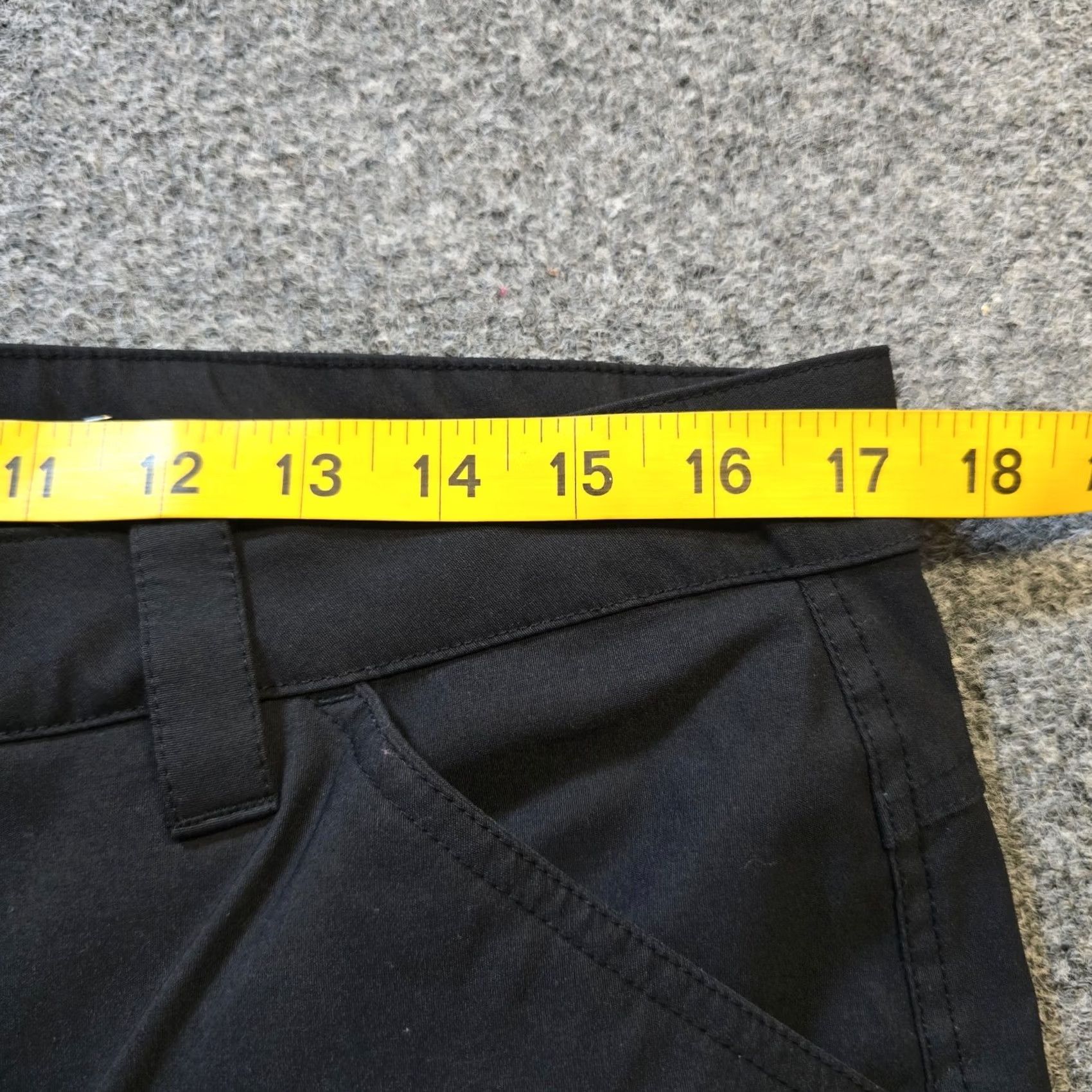 Eddie Bauer Eddie Bauer Pants Womens Size 12 Black Nylon Hiking Convertible Outdoors Casual Waist 34 Straight Leg Ankle Size 34" / US 12 / IT 48 - 5 Thumbnail