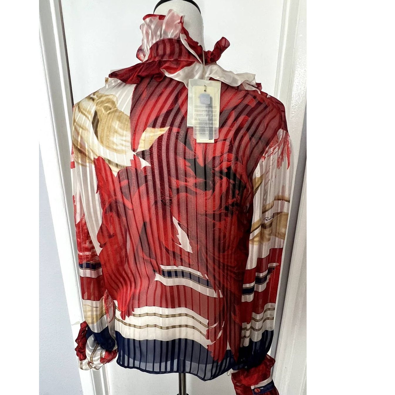 Roberto Cavalli NWT Roberto Cavalli '06 Silk red Ruffled Blouse Sz S Size S / US 4 / IT 40 - 4 Thumbnail