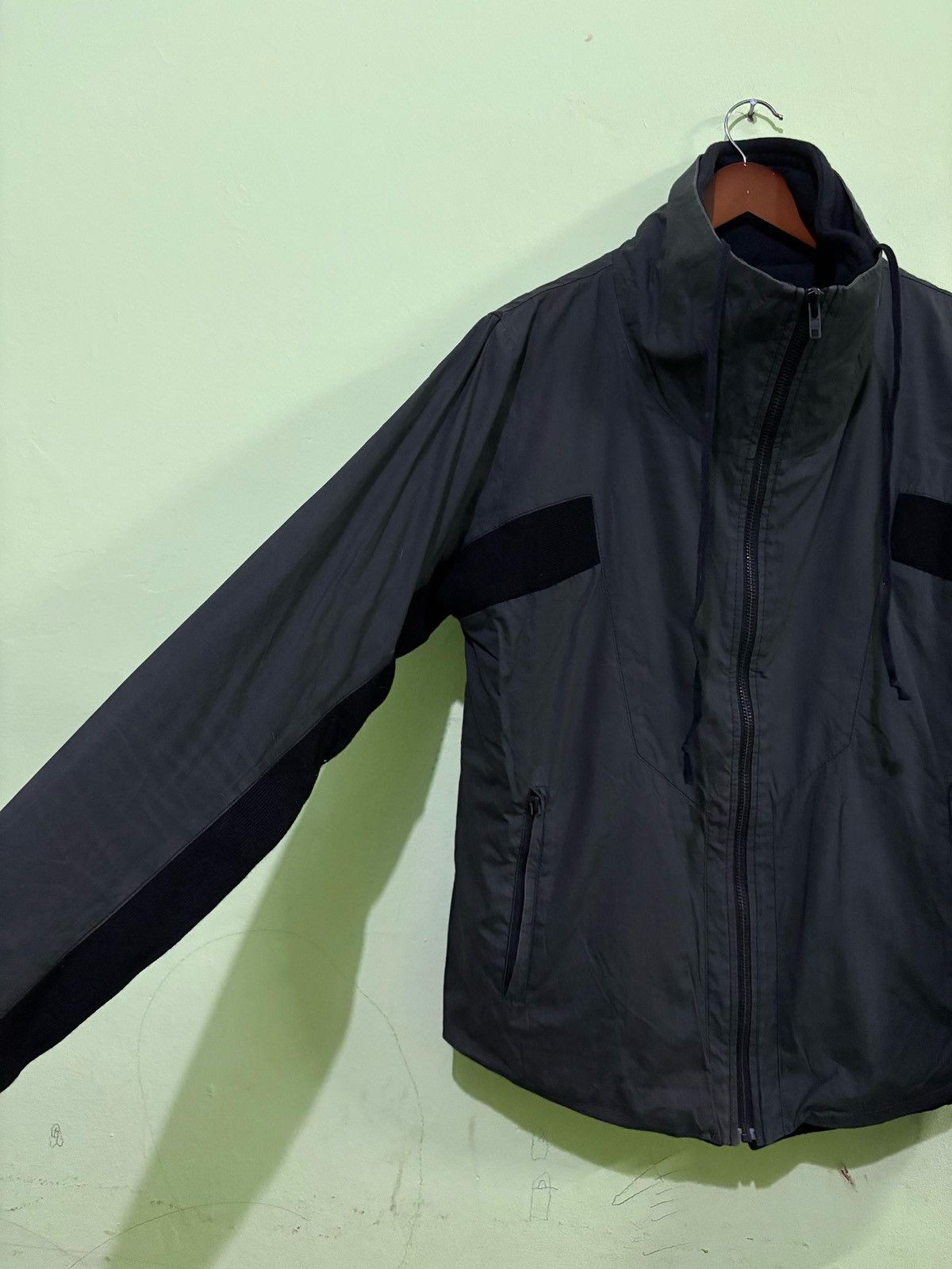 Helmut Lang Helmut Lang Asymmetric Hybrid Jacket Design Two Way Jacket Size US XS / EU 42 / 0 - 2 Thumbnail
