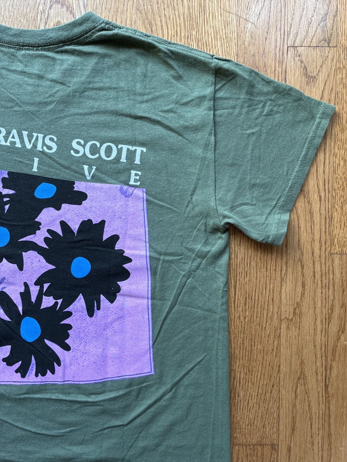 Travis Scott Travis Scott Astroworld Festival Run Flower Tee Sz S Size US S / EU 44-46 / 1 - 8 Thumbnail