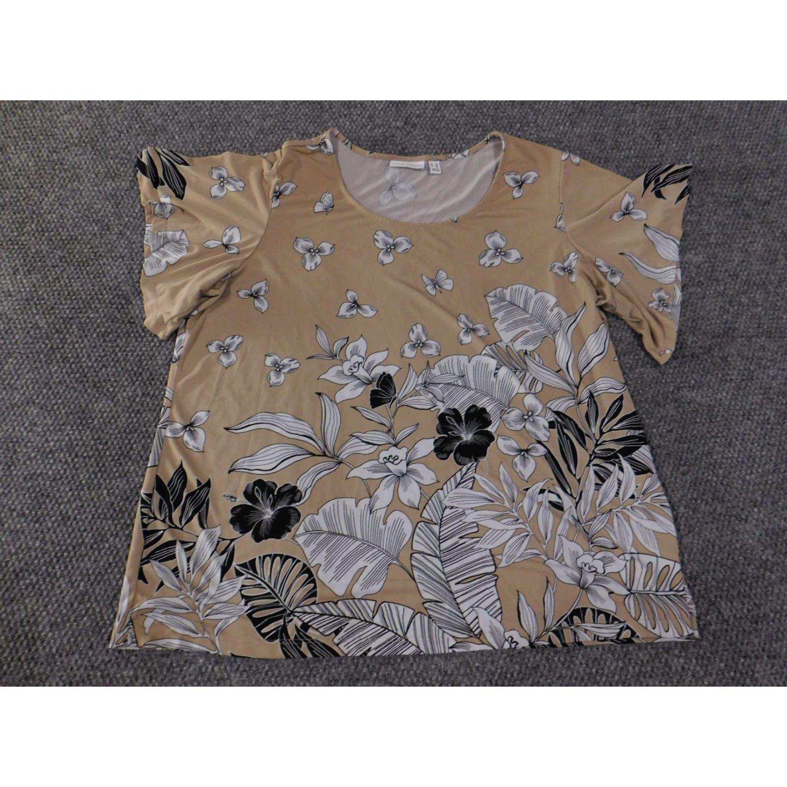 Vintage Susan Graver Blouse Womens 2X Tan Floral Short Sleeve Top Pullover Stretch Size XXL / US 16-18 / IT 52-54 - 3 Thumbnail