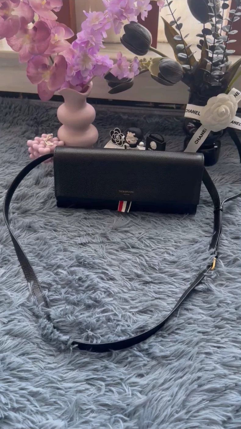 Thom Browne Thom Browne Black leather shoulder bag Size ONE SIZE - 1 Thumbnail