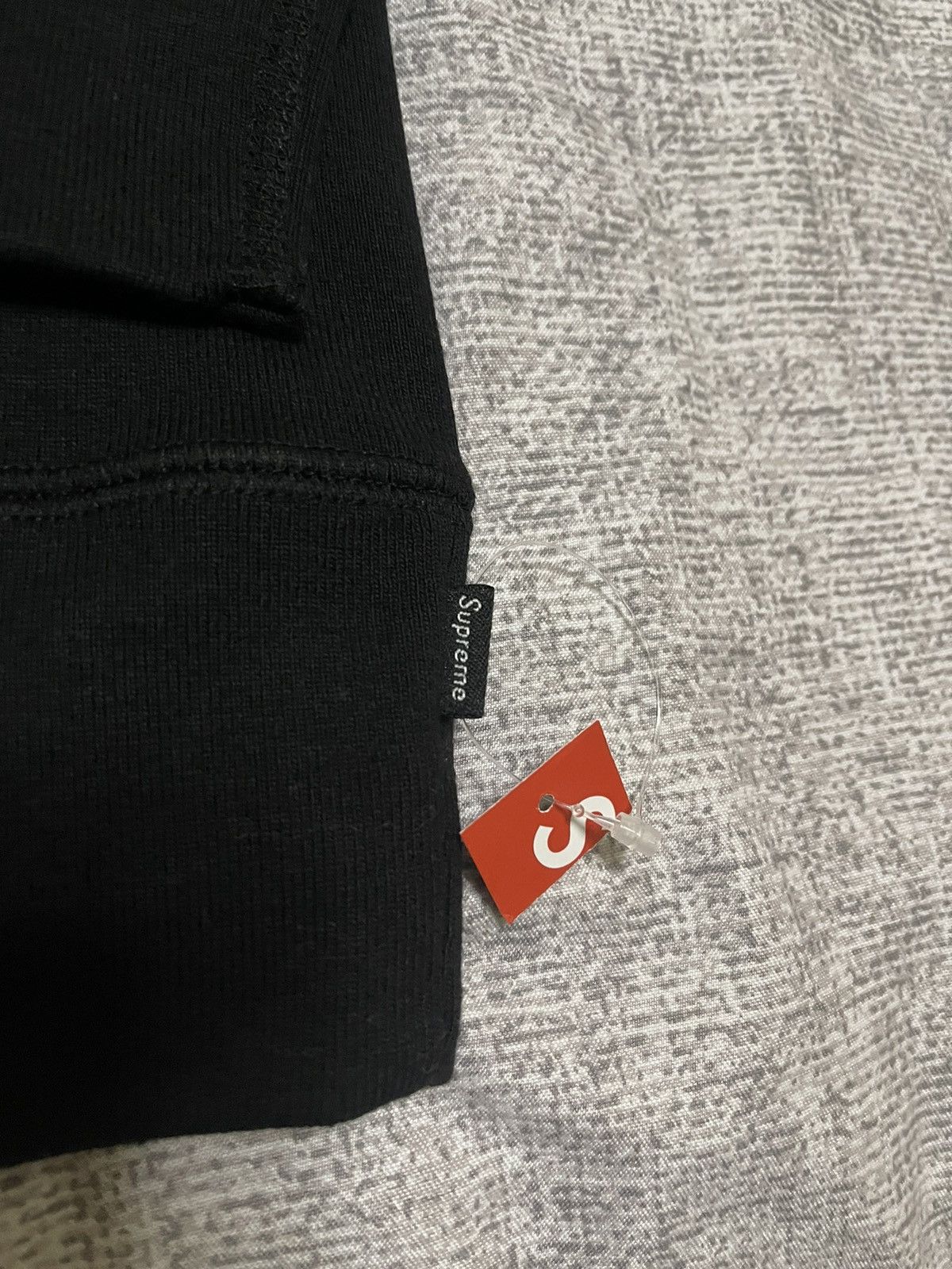 Supreme Supreme fw16 black on black hood hooded sweatshirt hoodie Size US S / EU 44-46 / 1 - 4 Thumbnail