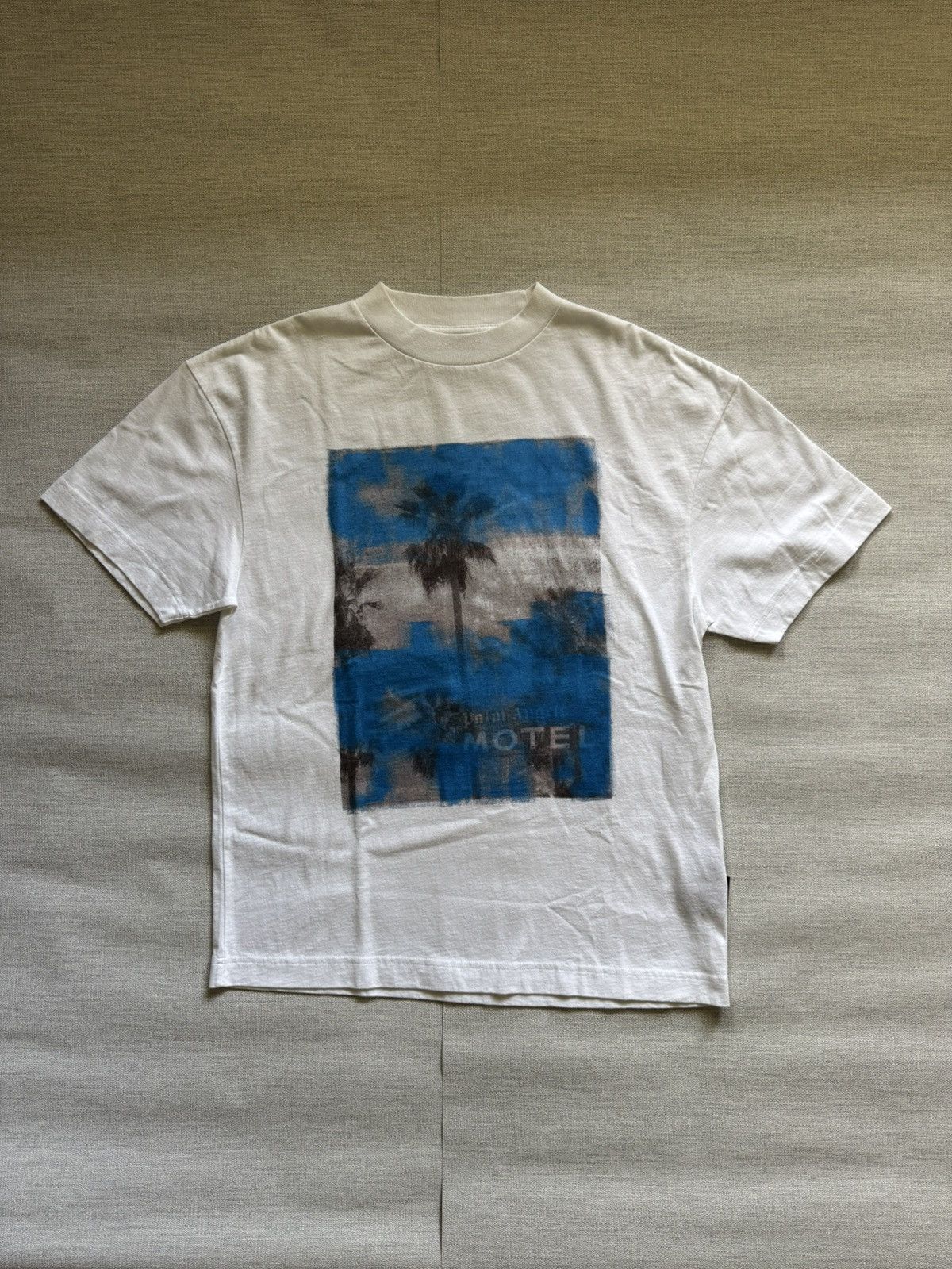Palm Angels Palm Angels Graphic Motel White Tshirt Size US M / EU 48-50 / 2 - 1 Thumbnail