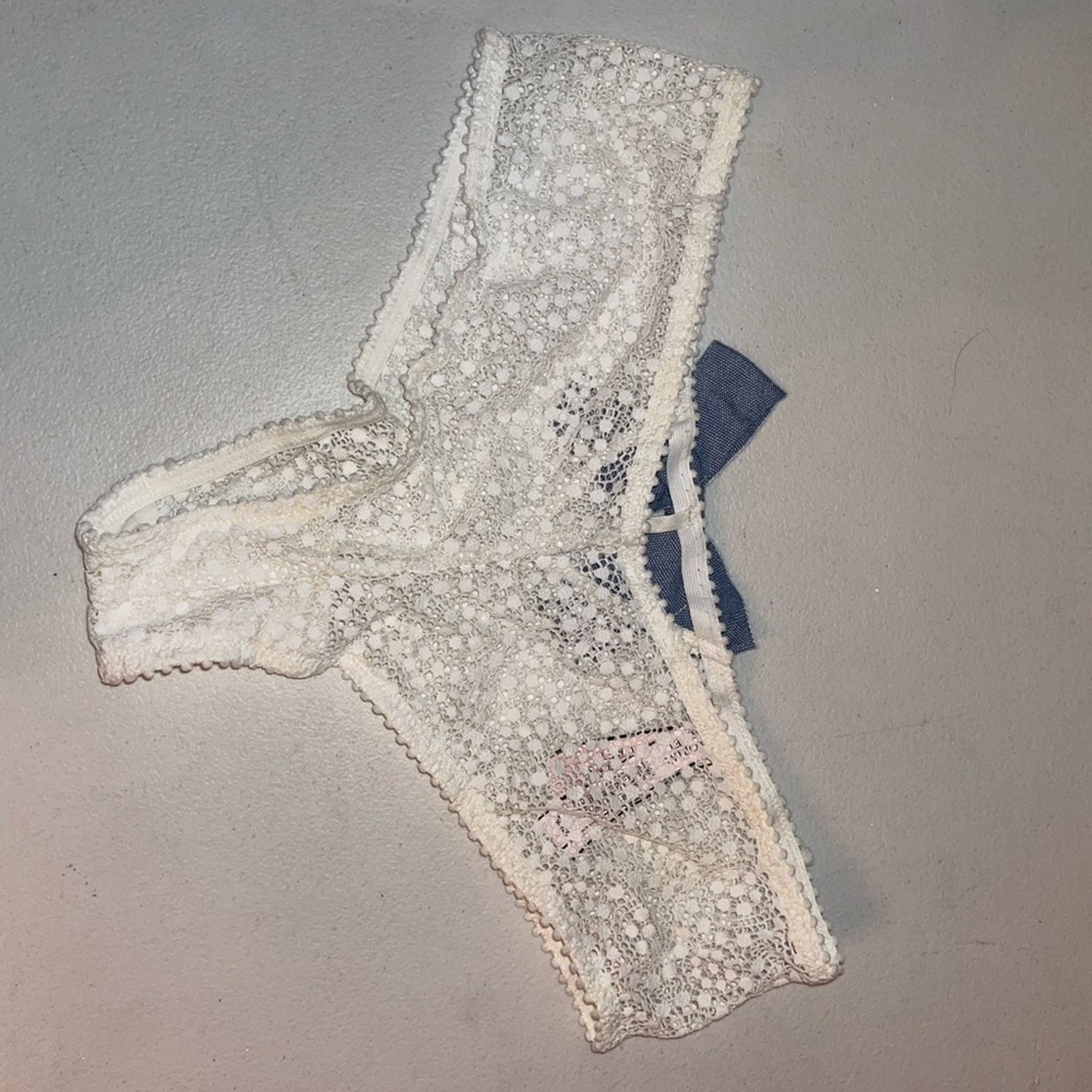 Victoria's Secret Victoria’s Secret Cheeky Panty Lace Panty Denim Bow Back Size ONE SIZE - 9 Thumbnail
