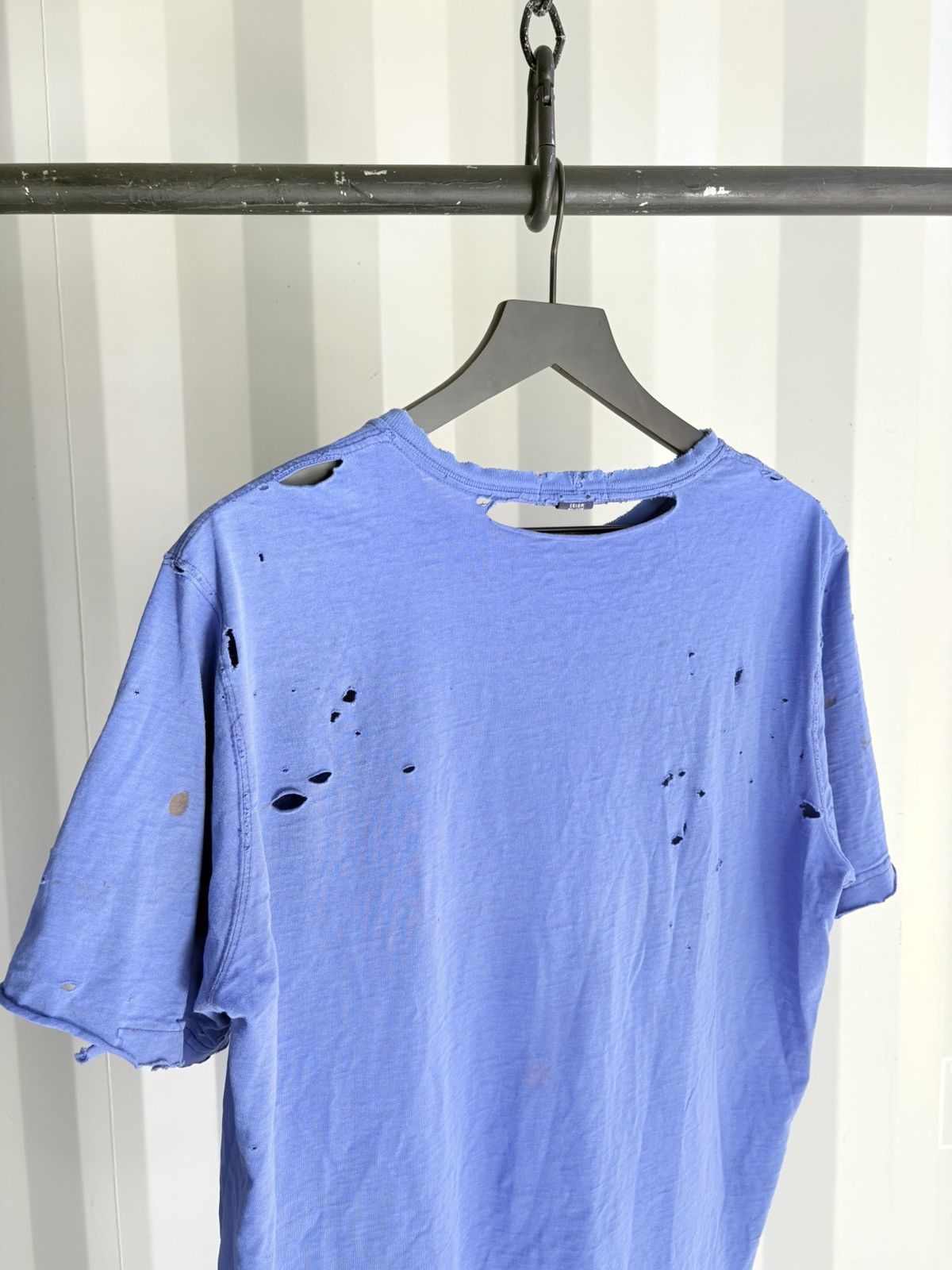 Vintage Vintage Blank Shirt Faded Distressed Thrashed Grunge Size US L / EU 52-54 / 3 - 8 Thumbnail