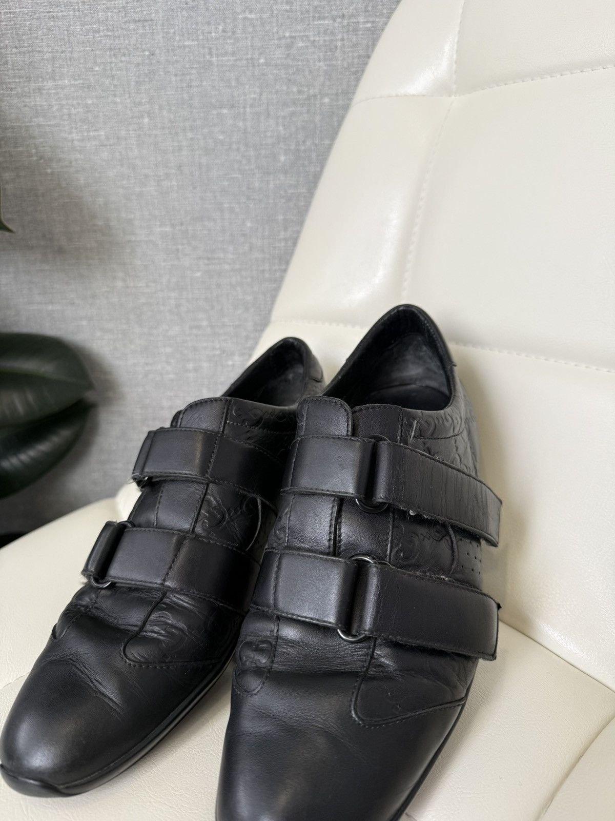 Gucci Gucci GG Guccissima Monogram Black Leather Sneakers (121830) Size US 7 / IT 37 - 16 Thumbnail