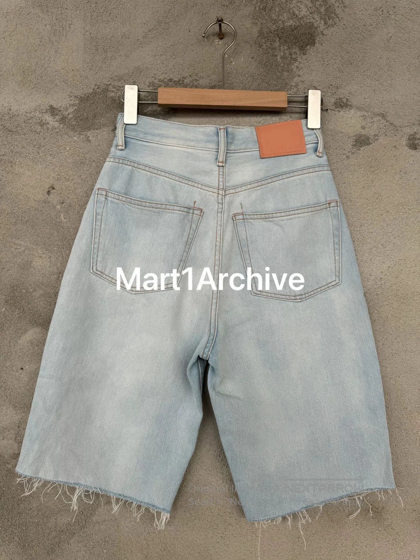 Acne Studios Acne Studios Ice Blue Frayed Denim Shorts. Size 27" / US 4 / IT 40 - 2 Thumbnail