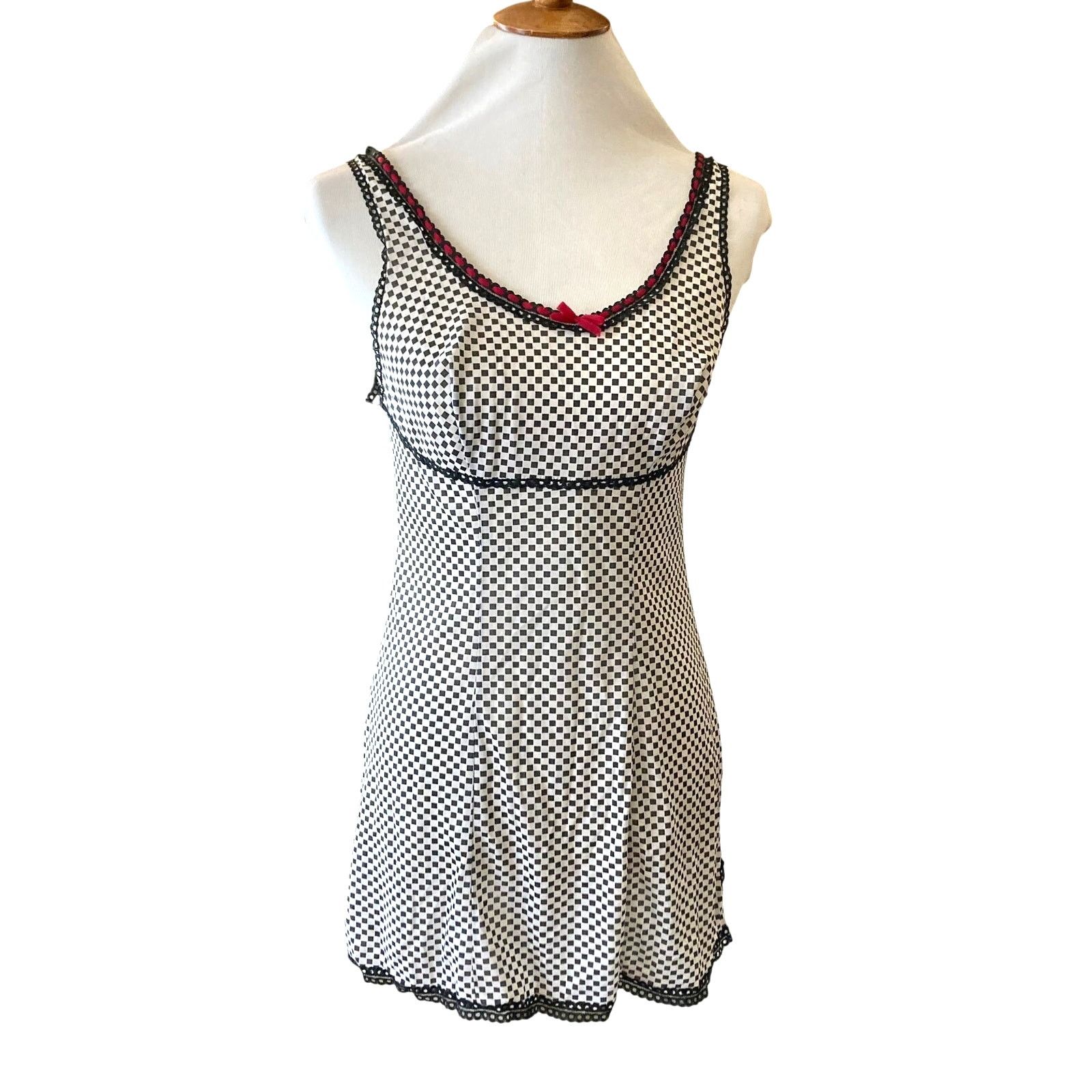 Vintage Black /White Check, Red Ribbon 60s/70s Slip Top, Medium Size M / US 6-8 / IT 42-44 - 1 Thumbnail
