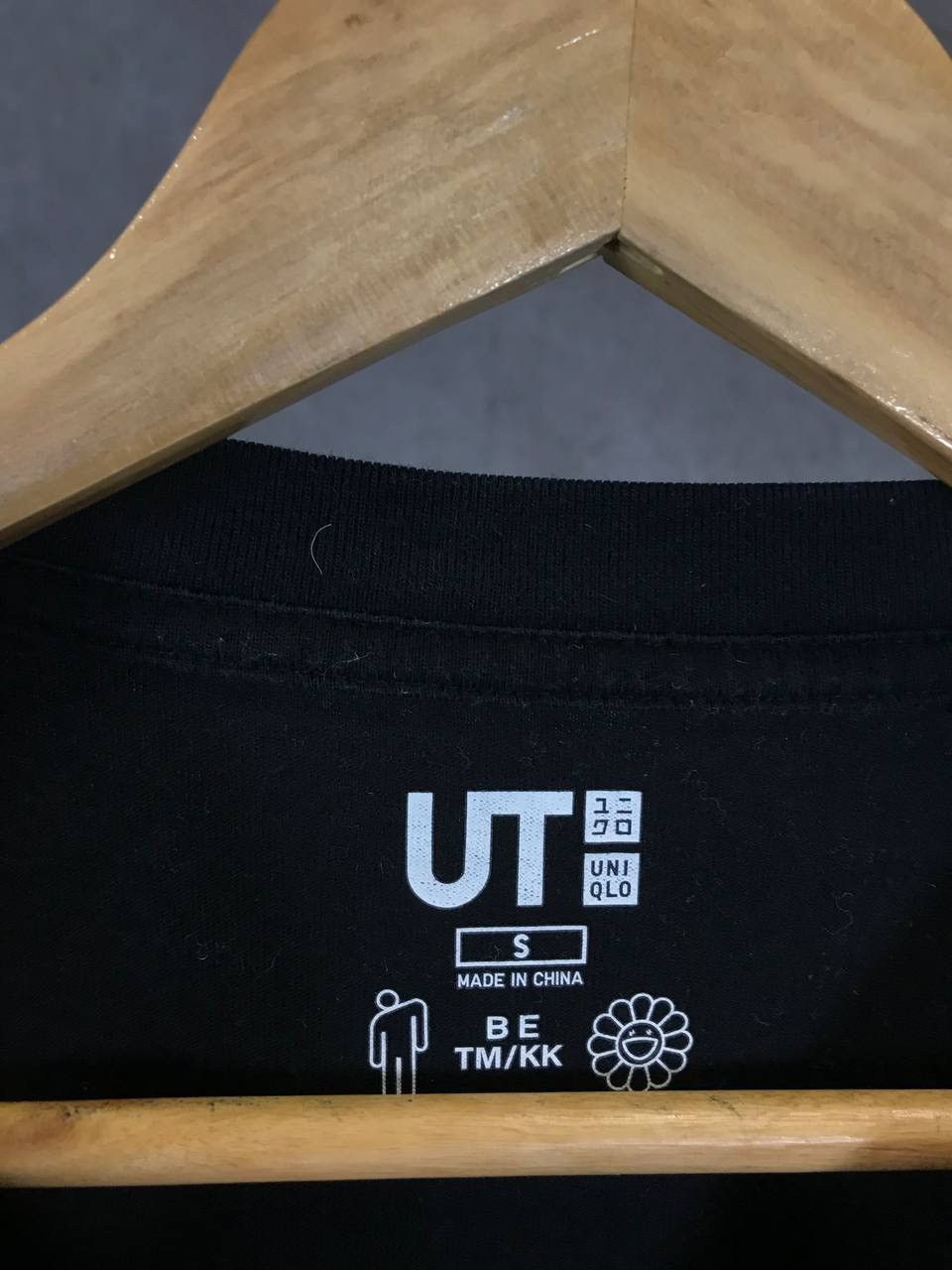 Uniqlo Billie Eilish by Takashi Murakami Uniqlo tee Size US S / EU 44-46 / 1 - 4 Thumbnail