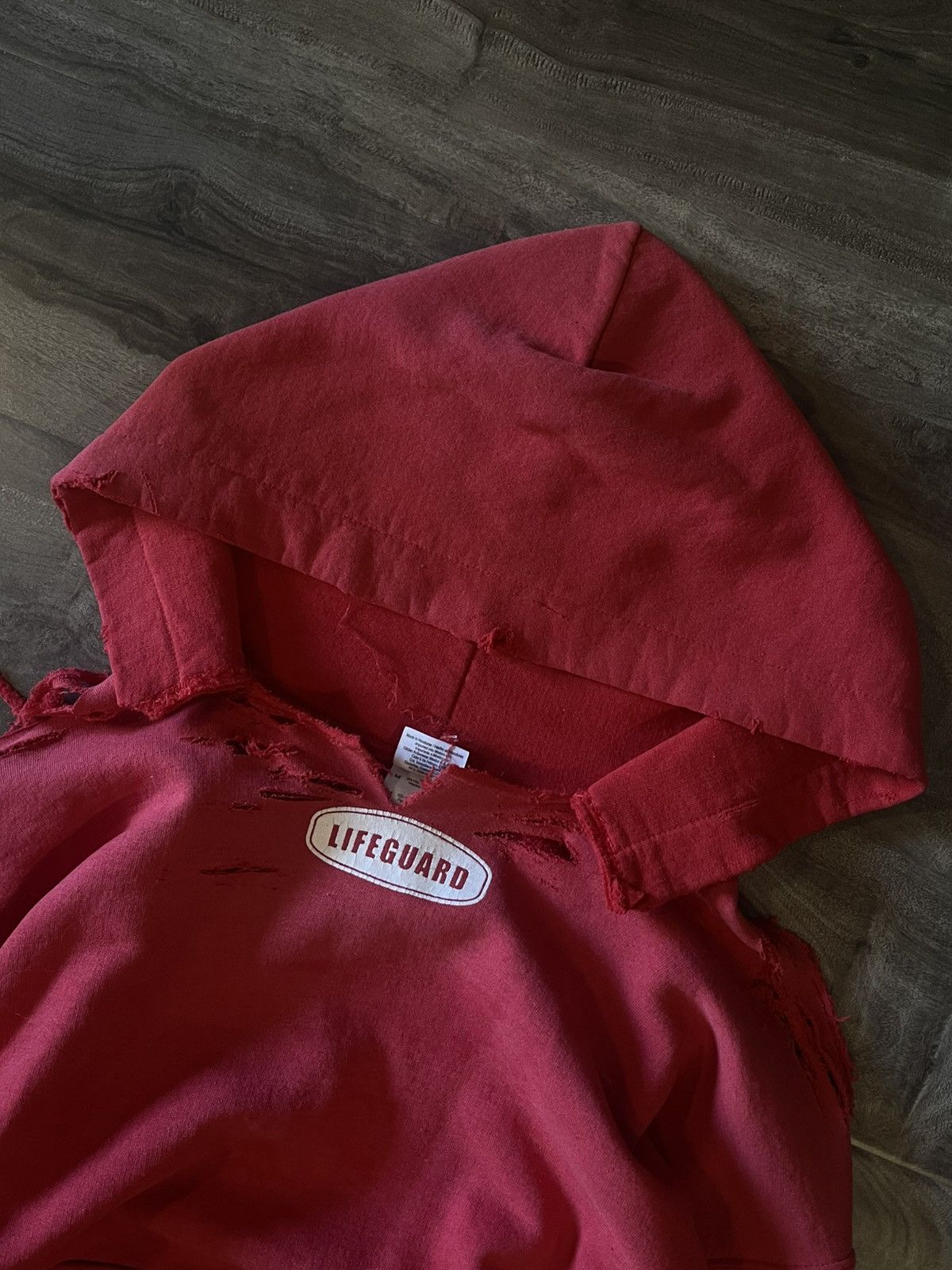 Vintage Vintage LifeGuard Thrashed Hoodie Size US M / EU 48-50 / 2 - 3 Thumbnail