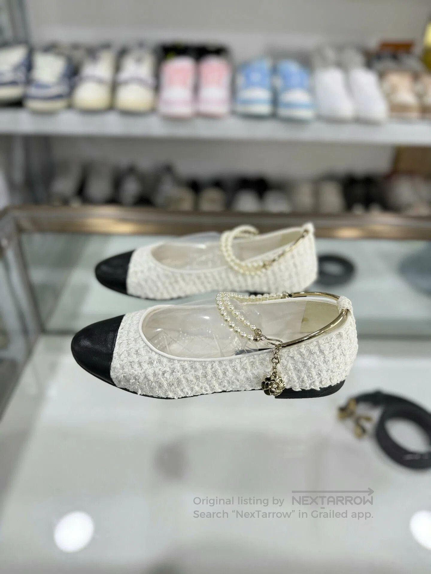 Chanel Chanel White Camellia Pearl Mary Jane Shoes. Size US 6 / IT 36 - 1 Thumbnail