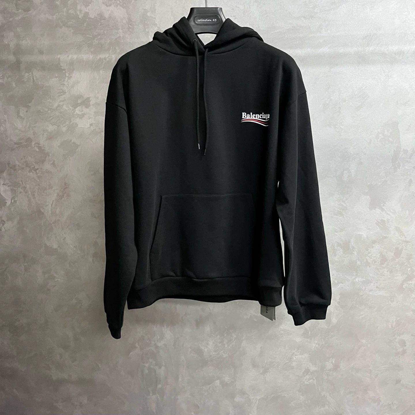 Balenciaga Balenciaga Retro Printed Black Hoodie XXS Men Size US XXS / EU 40 - 1 Thumbnail