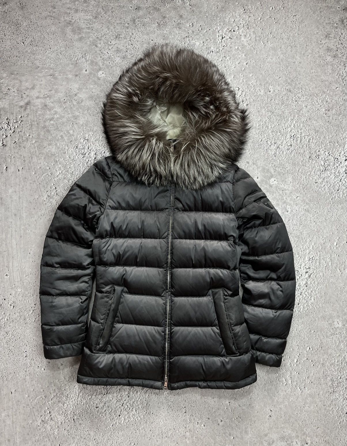 Prada Prada Down Jacket Fur Hood Puffer Coat Size 38 Coat Size S / US 4 / IT 40 - 1 Thumbnail