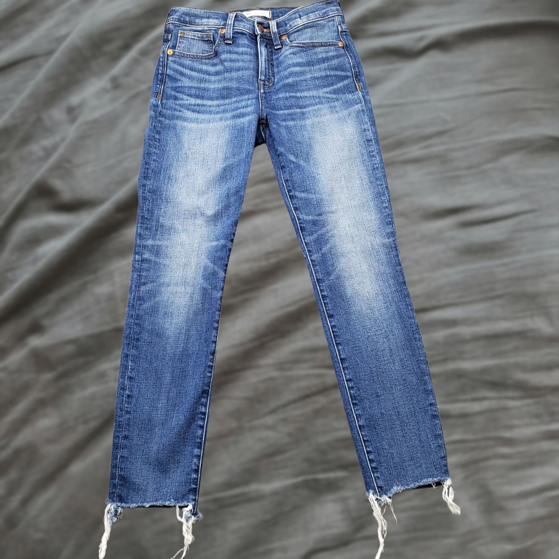 Madewell Madewell Womens 26 Blue Denim Skinny Crop Jeans High Rise Whiskered Faded Raw Hem Size 26" / US 2 / IT 38 - 1 Thumbnail