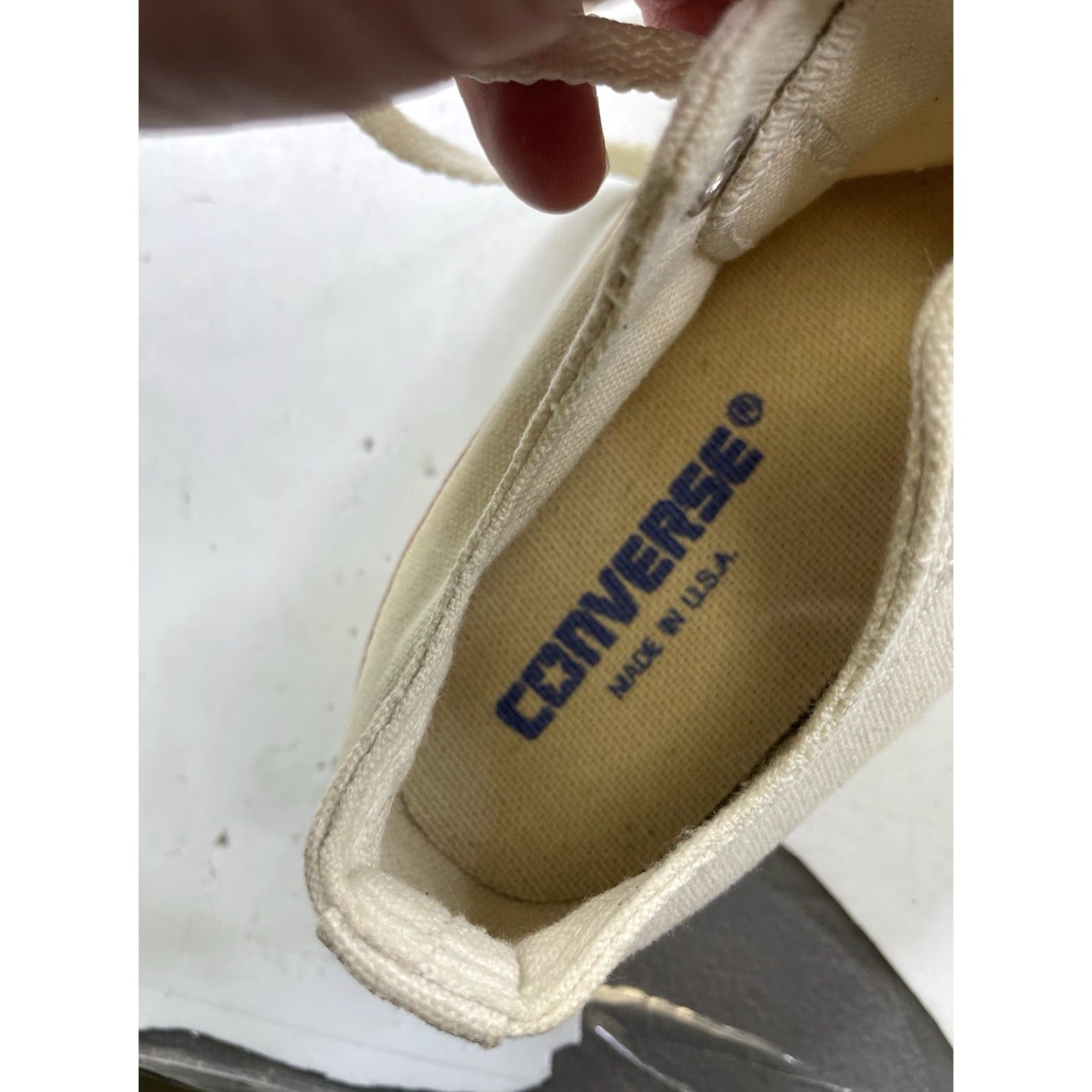 Converse VINTAGE Converse Men’s Sz 3.5 White Canvas Low Top Sneakers Shoes Shoes Size US S / EU 44-46 / 1 - 3 Thumbnail