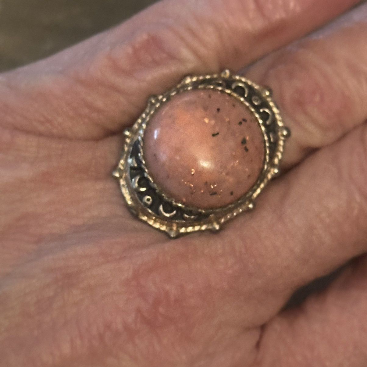 Vintage Vintage Victorian Pink Coraline stone ring Size ONE SIZE - 3 Thumbnail
