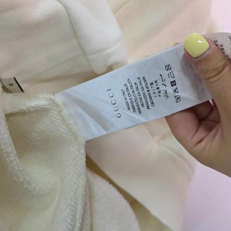 Gucci Gucci Beige graffiti letter belt printed round-neck sweats Size US M / EU 48-50 / 2 - 5 Thumbnail