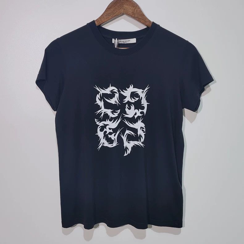 Givenchy Givenchy Black printed short-sleeve, size XS, chest 90, le Size US XS / EU 42 / 0 - 1 Thumbnail