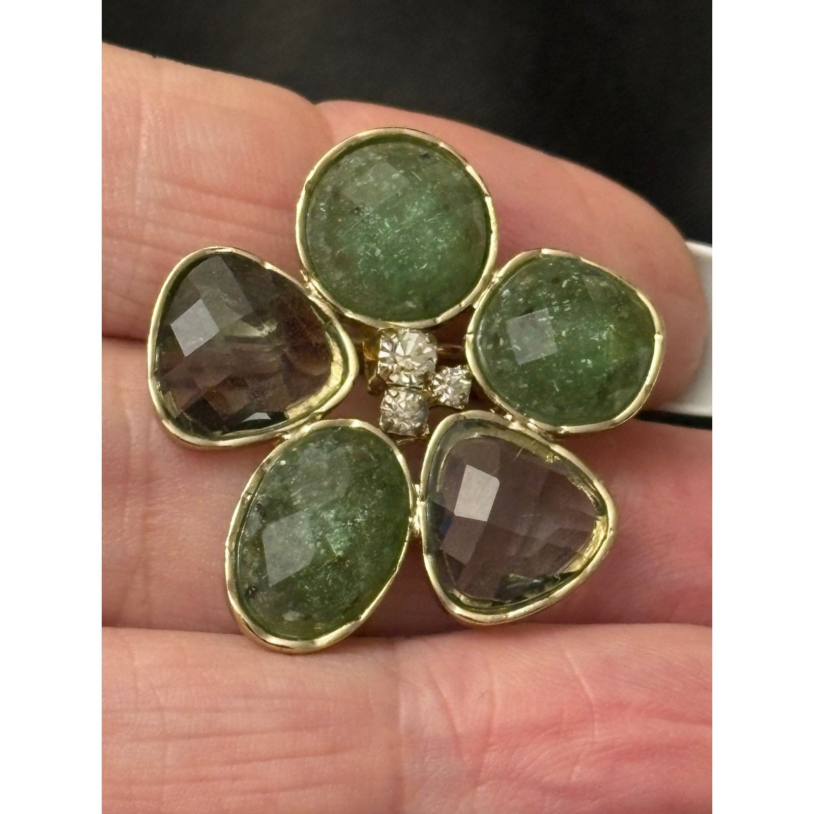 Other Green Stone Flower Brooch Pin 3g 1” Gold Tone Modern Artisan Size ONE SIZE - 1 Thumbnail