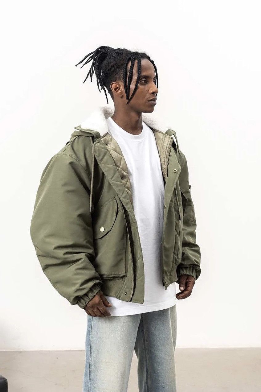 image of Vintage Solid Parkas Multi Pockets Puffer Jacket Coat Bomber in Khaki, Men's (Size XL)