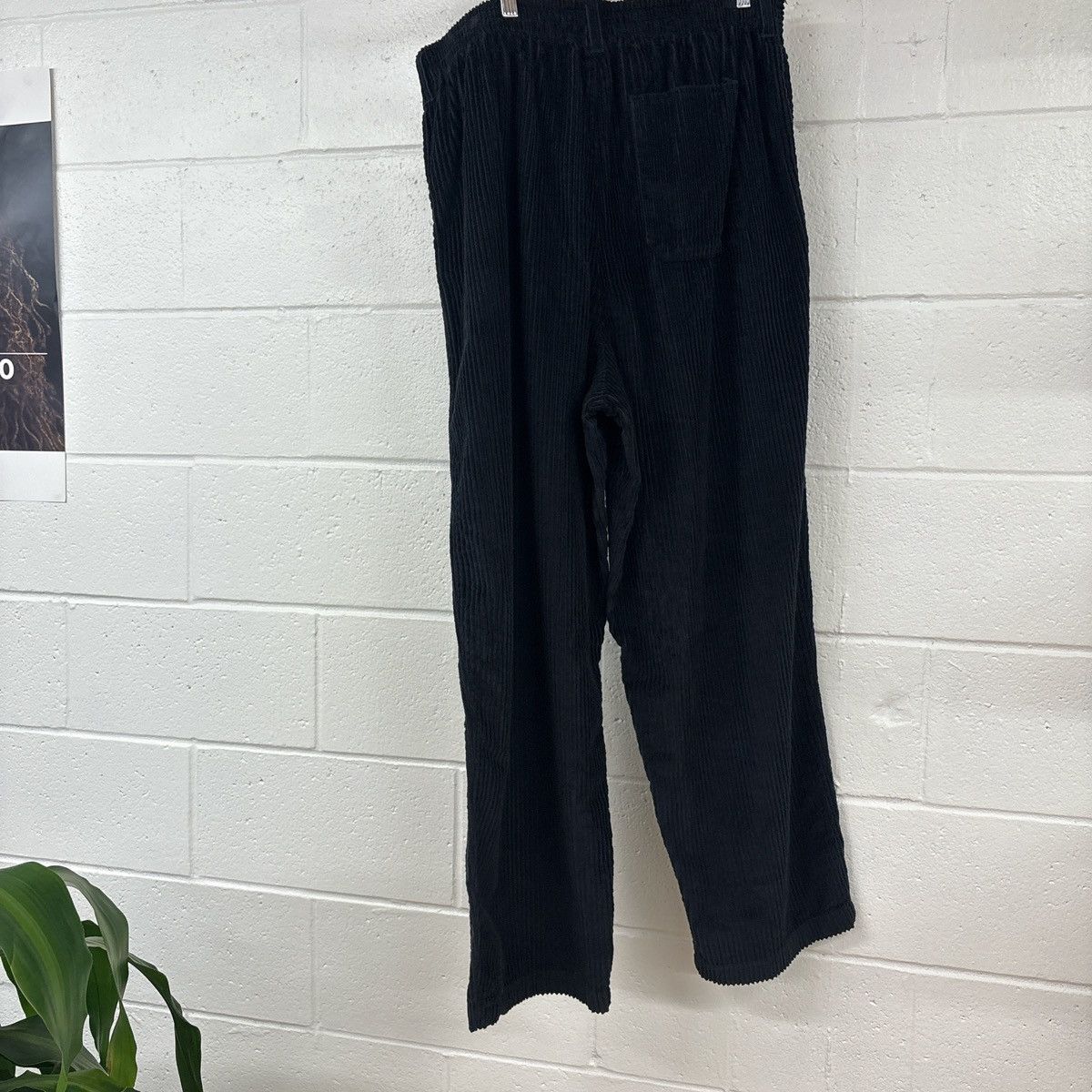 Urban Outfitters Urban Outfitters Corduroy Size US 34 / EU 50 - 2 Thumbnail