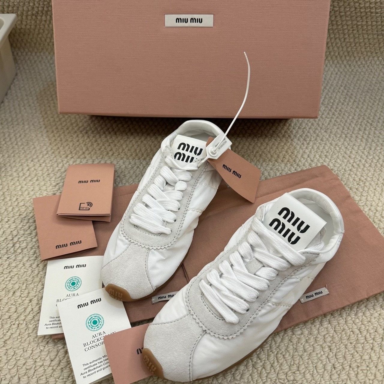 Miu Miu Miu Miu White Lowtop Sneakers us_5 Women Size US 5 / IT 35 - 1 Thumbnail