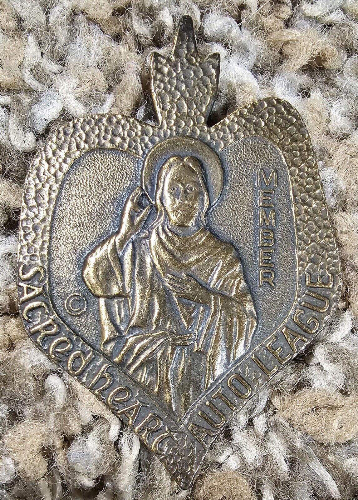 Designer VTG Religious Pendant Sacred Heart Auto League Member Size ONE SIZE - 1 Thumbnail