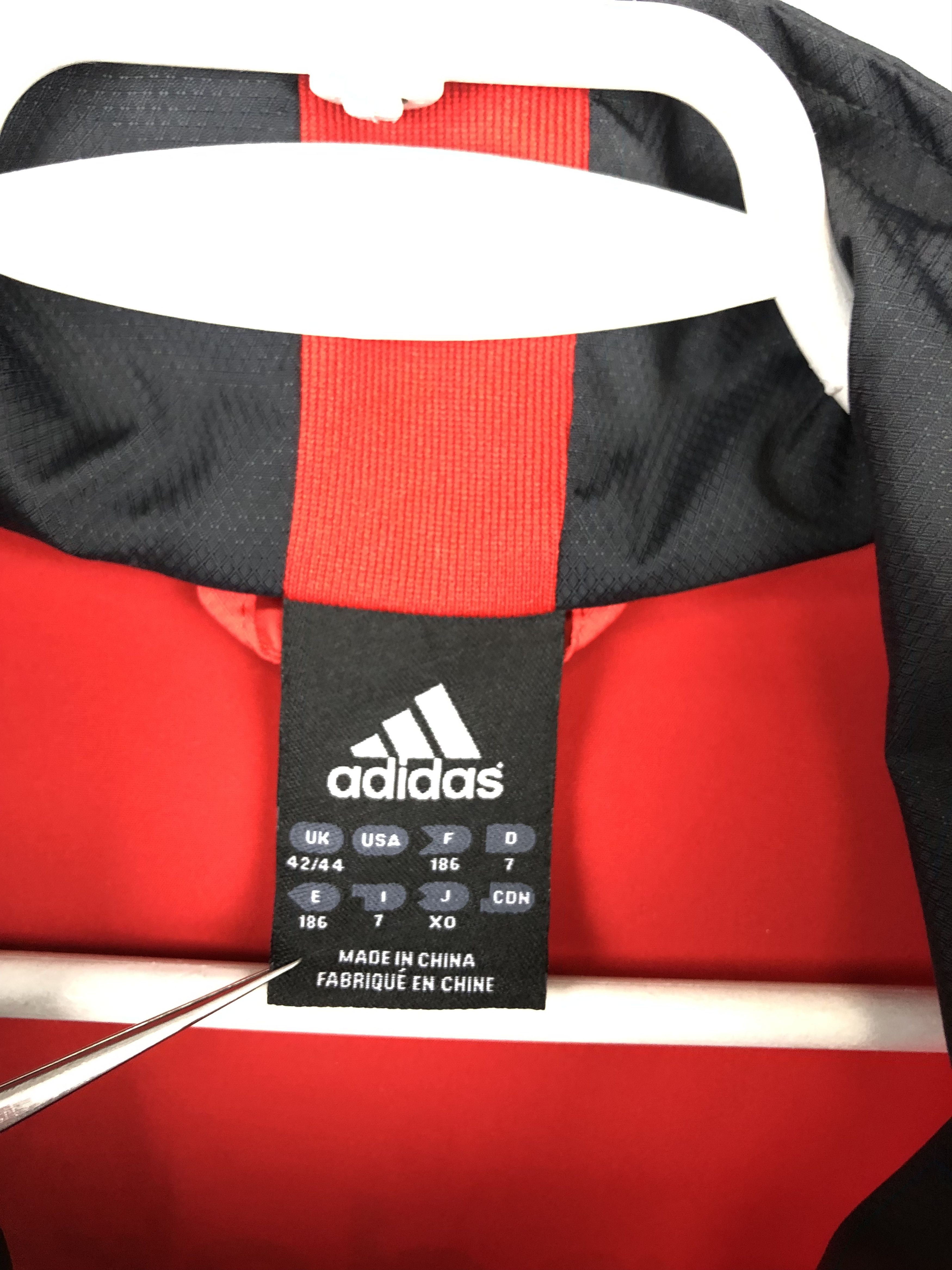 Adidas Vintage Adidas Liverpool Jacket Soccer Windbreaker Track Size US L / EU 52-54 / 3 - 8 Thumbnail