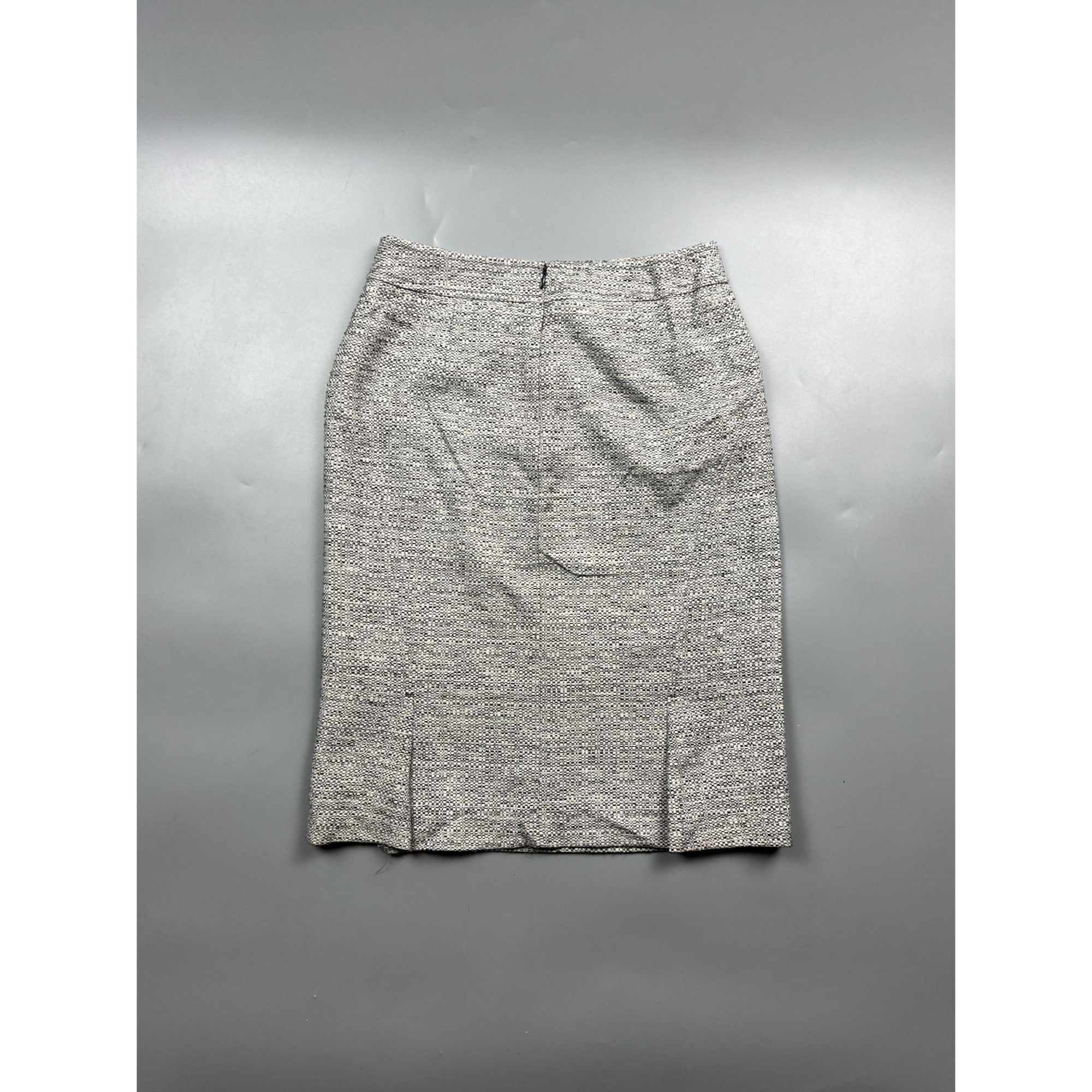 Max Mara Max Mara Tweed Skirt (Y0820) Size 26" / US 2 / IT 38 - 8 Thumbnail
