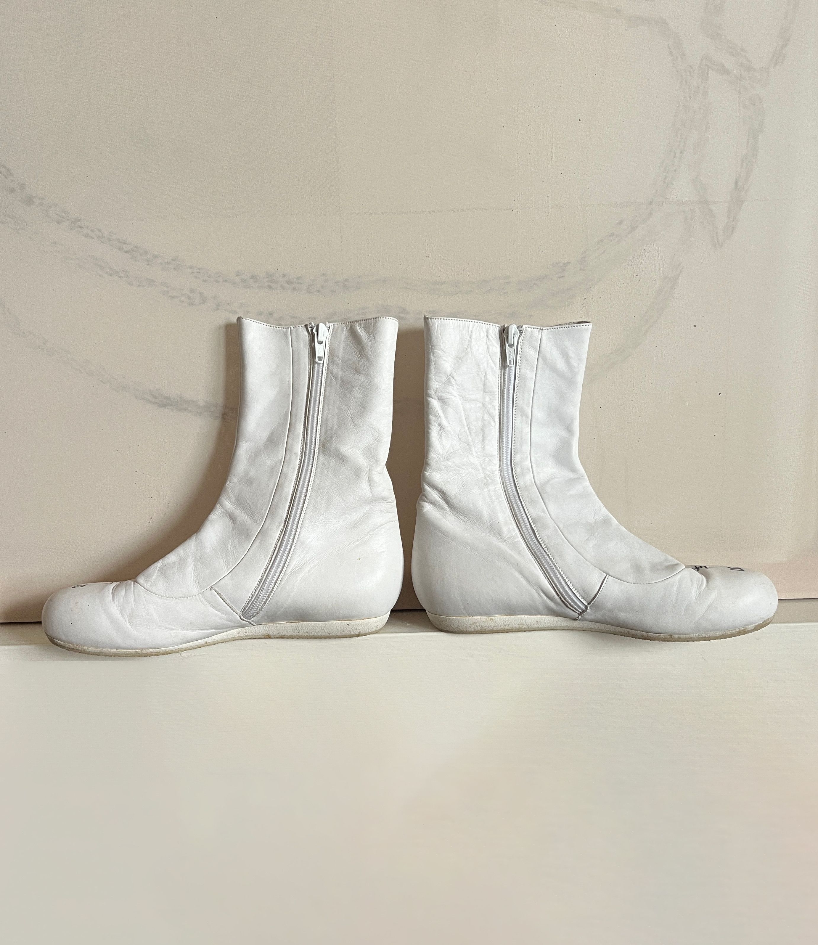 Other Biography by Engels-Strijbol White Leather Boots Size 37 Size US 7 / IT 37 - 11 Thumbnail