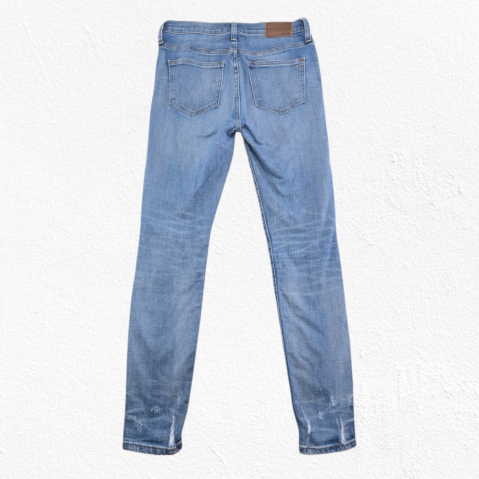 Madewell Madewell 9" High-Rise Light Distressed Skinny Jeans Size 27 Size 27" / US 4 / IT 40 - 14 Thumbnail