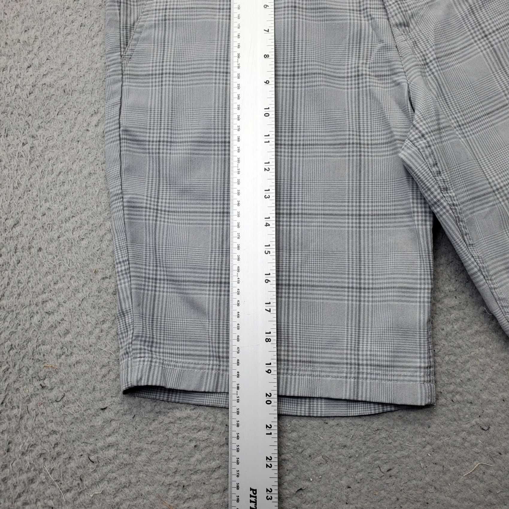 O'Neill O'Neill Mens Size 34 Multi Plaid Slash Pocket Hybrid Casual Relaxed Fit Shorts Size US 34 / EU 50 - 3 Thumbnail