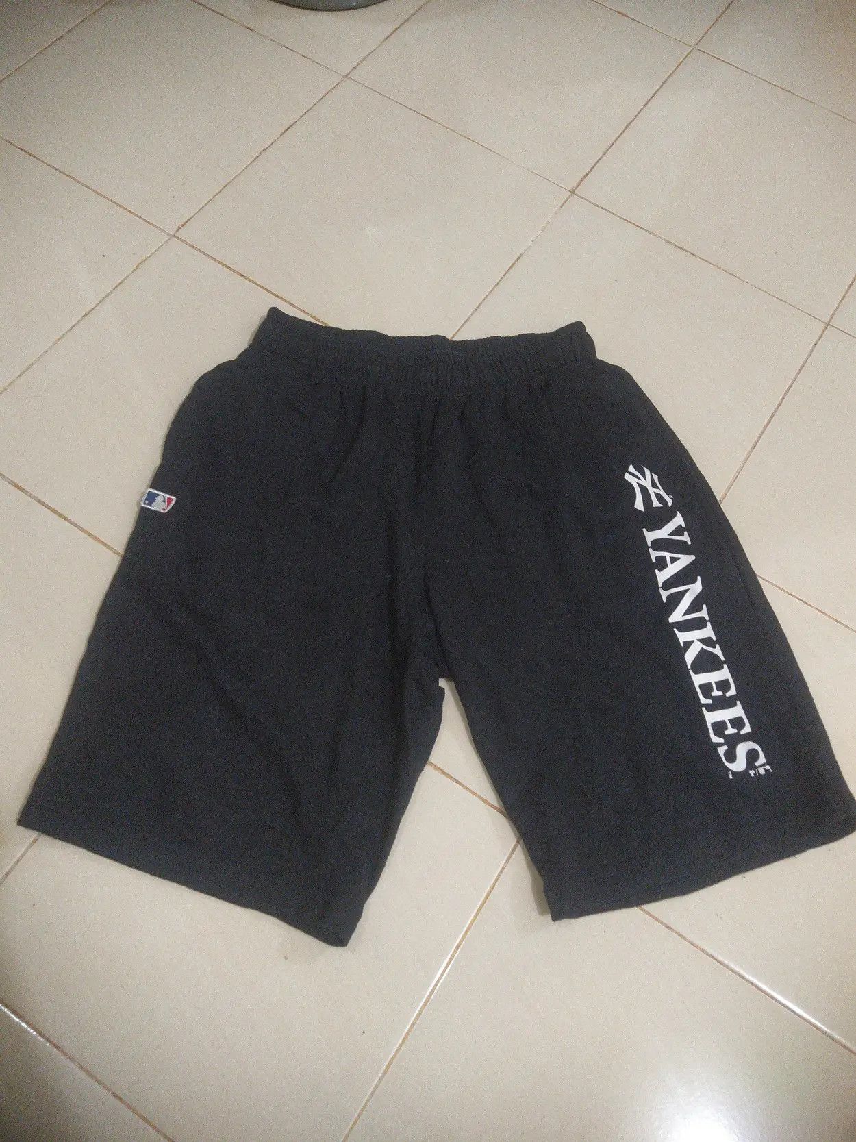 New York Yankees NEW YORK YANKEES Short pants Size US 33 - 2 Thumbnail