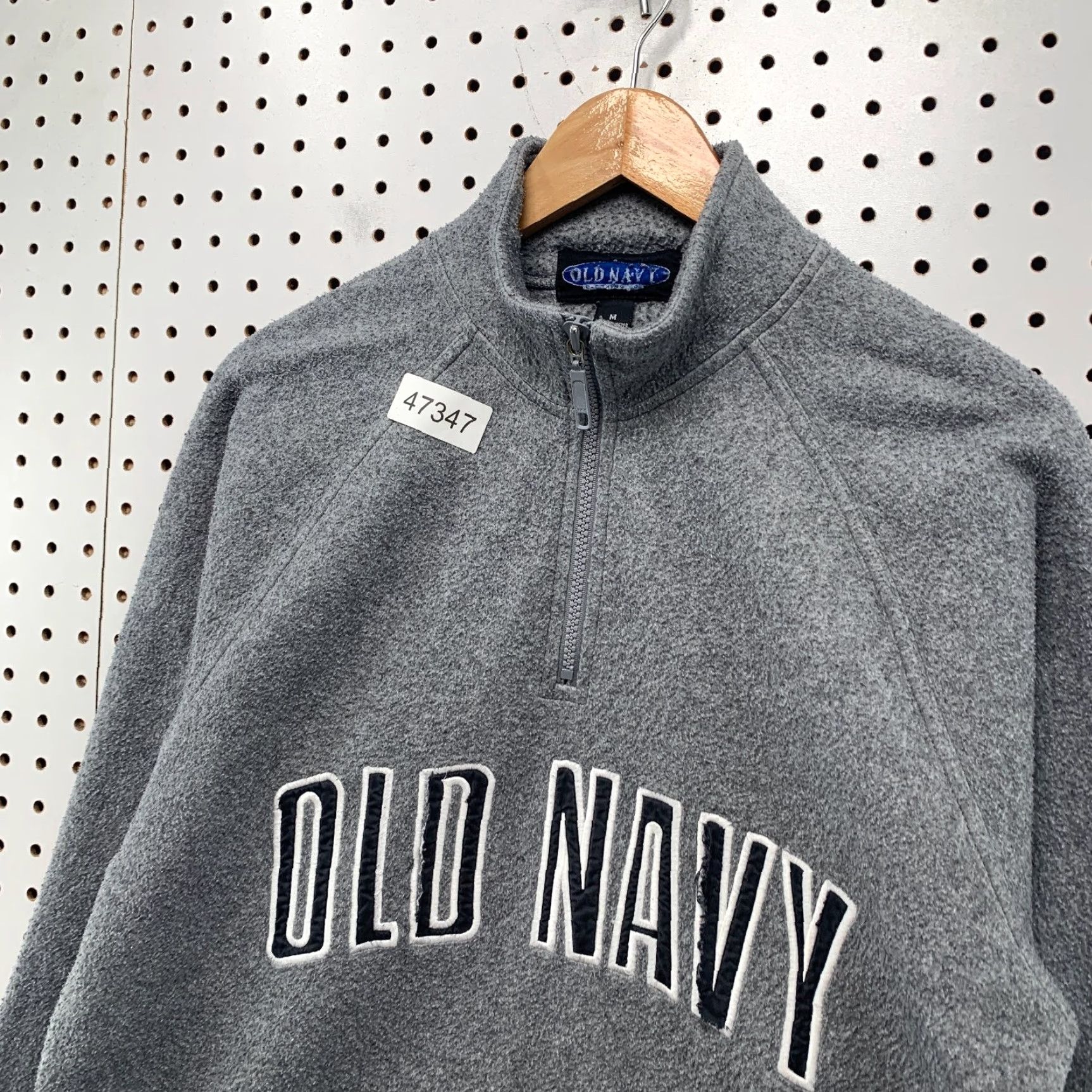 Old Navy VINTAGE Old Navy 1/4 Zip Sweater Mens M Gray 90s Distressed Spell Out 1/4 Zip Sweater Mens Gray 90s Size US M / EU 48-50 / 2 - 6 Thumbnail