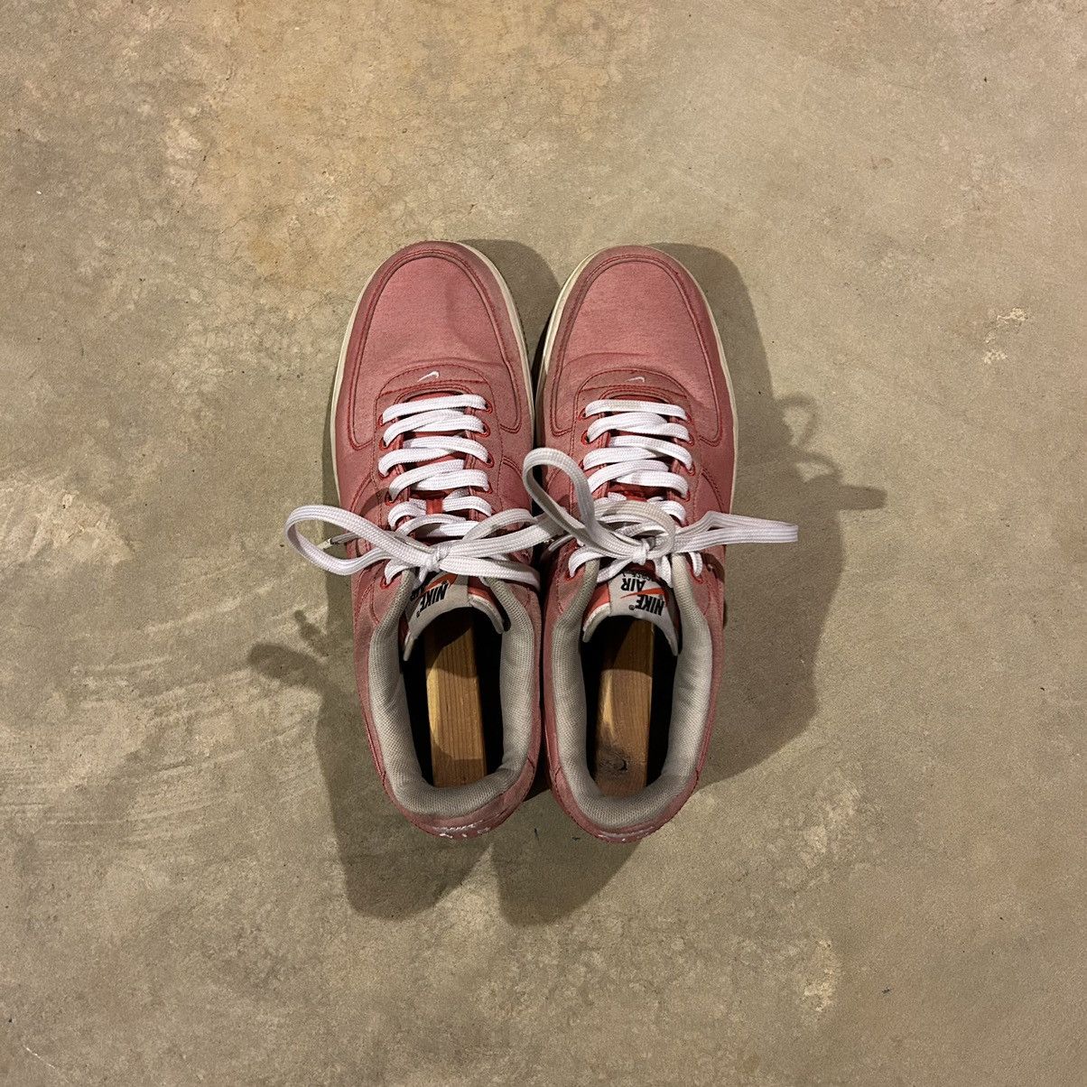 Japanese Brand × Nike Nike Air Force 1 Low ‘07 LV8 Pink 2015 US 10.5 Size US 10.5 / EU 43-44 - 8 Thumbnail